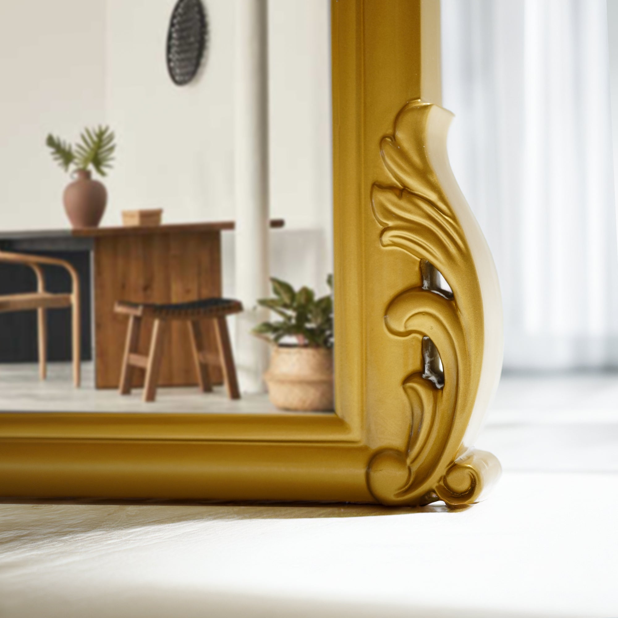 Decorative Mirror OA-80114 - Mirrors - ebarza Furniture UAE | Shop Modern Furniture in Abu Dhabi & Dubai - مفروشات ايبازرا في الامارات | تسوق اثاث عصري وديكورات مميزة في دبي وابوظبي