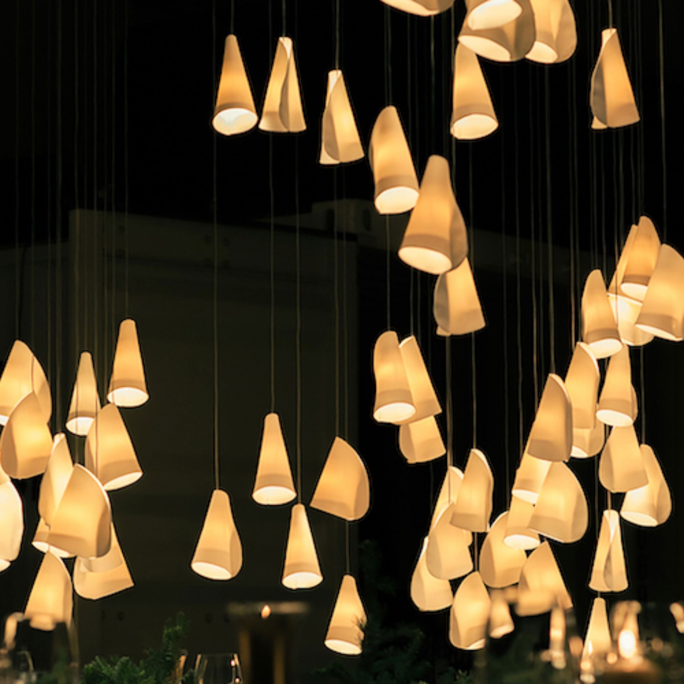 Pre-order 75 Days Delivery 20 Heads Pendant Lamp CY-DD-1029 -  Pendant Lamps - ebarza Furniture UAE | Shop Modern Furniture in Abu Dhabi & Dubai - مفروشات ايبازرا في الامارات | تسوق اثاث عصري وديكورات مميزة في دبي وابوظبي