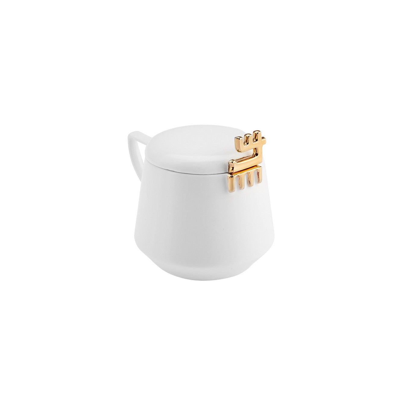 Karaca 50th Year Signature Collection White Mug with Lid 350 ml 153.03.05.0191 -  Mugs - ebarza Furniture UAE | Shop Modern Furniture in Abu Dhabi & Dubai - مفروشات ايبازرا في الامارات | تسوق اثاث عصري وديكورات مميزة في دبي وابوظبي