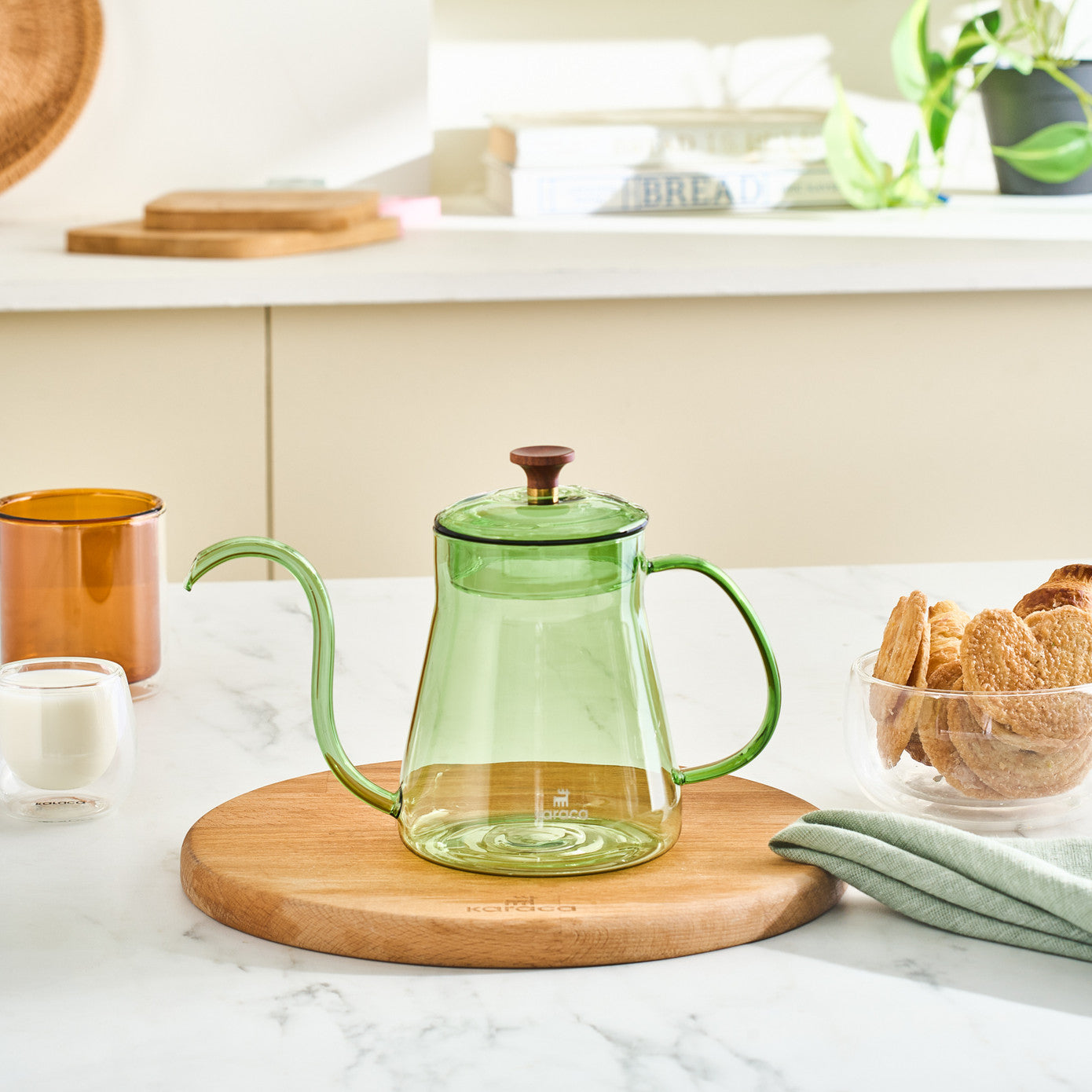 Karaca Martina Borosilicate Glass Coffee Kettle Green 600 ml 153.03.08.4870 - Coffee and Tea Pots - ebarza Furniture UAE | Shop Modern Furniture in Abu Dhabi & Dubai - مفروشات ايبازرا في الامارات | تسوق اثاث عصري وديكورات مميزة في دبي وابوظبي