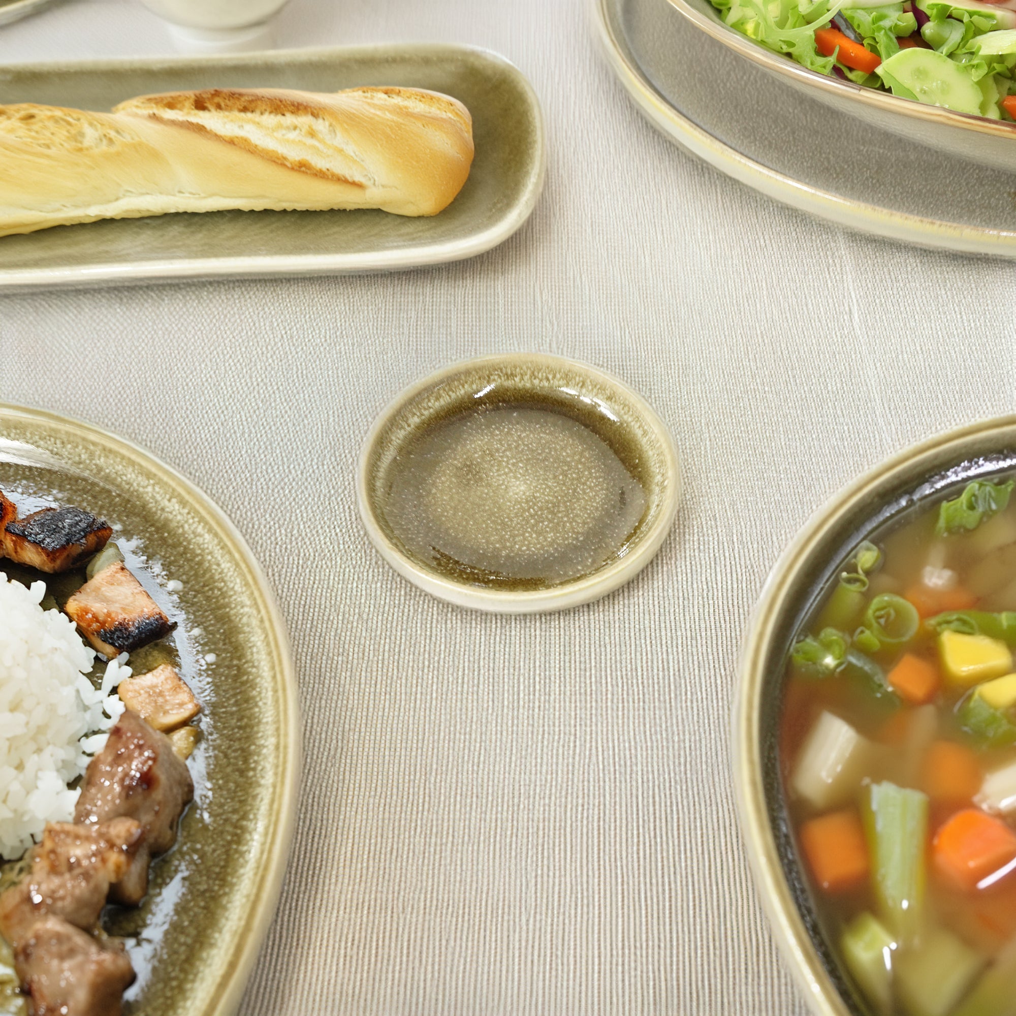 Browny Soil/Dish Dark Grey HZ4329 -  Plates - ebarza Furniture UAE | Shop Modern Furniture in Abu Dhabi & Dubai - مفروشات ايبازرا في الامارات | تسوق اثاث عصري وديكورات مميزة في دبي وابوظبي