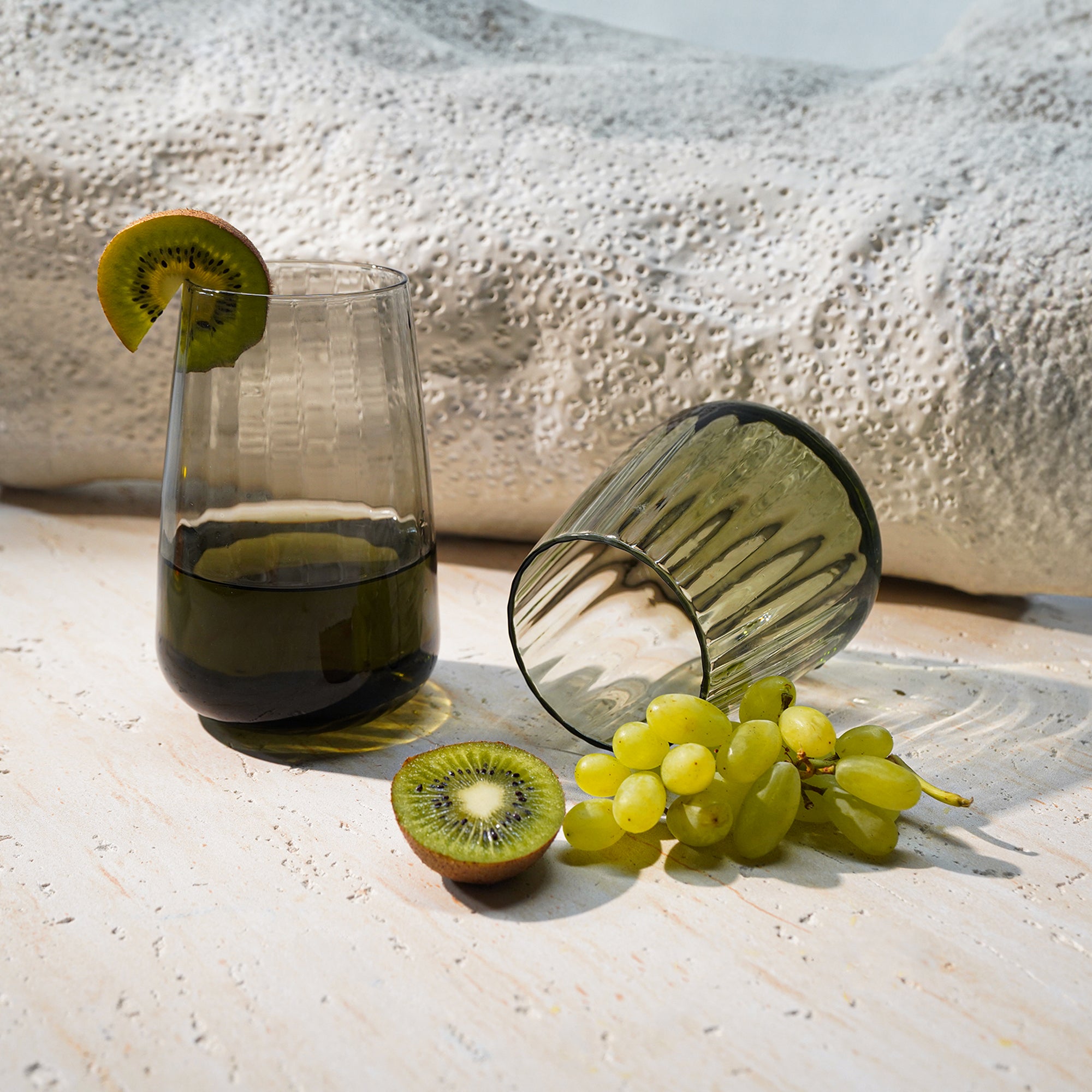 Highball Smoke grey Drinking Glass 465ml 23F040F1 -  Drinkware - ebarza Furniture UAE | Shop Modern Furniture in Abu Dhabi & Dubai - مفروشات ايبازرا في الامارات | تسوق اثاث عصري وديكورات مميزة في دبي وابوظبي