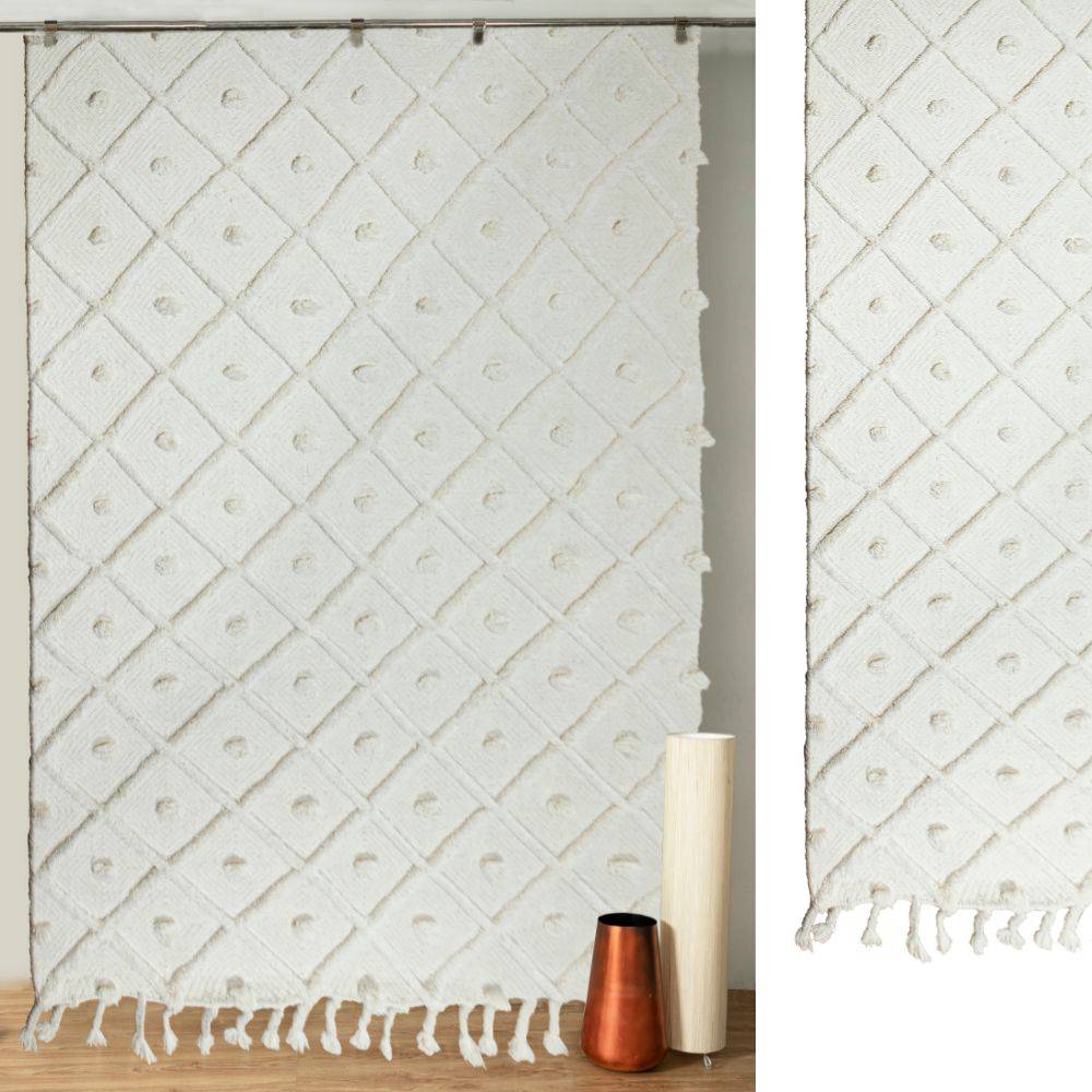 230X160 Cm Amaka Handmade Wool Rug Amaka-Amk-07-L -  Rugs - ebarza Furniture UAE | Shop Modern Furniture in Abu Dhabi & Dubai - مفروشات ايبازرا في الامارات | تسوق اثاث عصري وديكورات مميزة في دبي وابوظبي