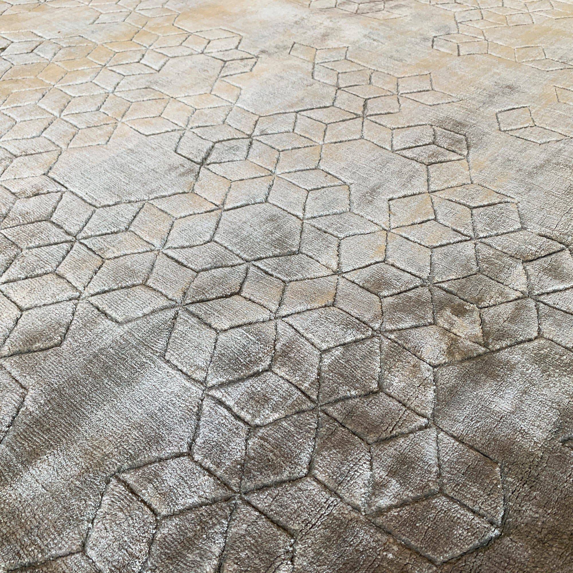 230X160 Cm Handmade Viscos Rug Jh-20730-L -  Rugs - ebarza Furniture UAE | Shop Modern Furniture in Abu Dhabi & Dubai - مفروشات ايبازرا في الامارات | تسوق اثاث عصري وديكورات مميزة في دبي وابوظبي