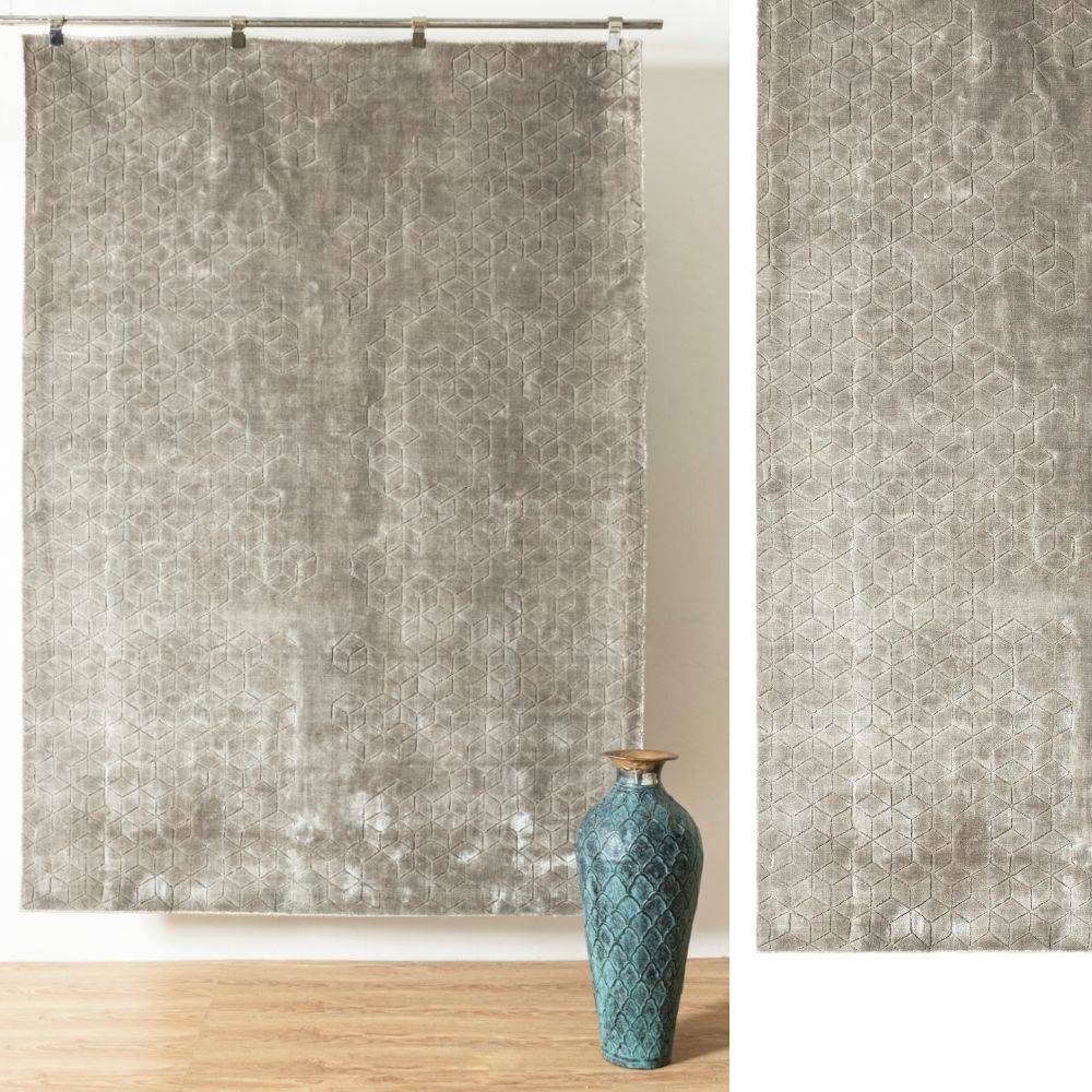 230X160 Cm Handmade Viscos Rug Jh-20730-L -  Rugs - ebarza Furniture UAE | Shop Modern Furniture in Abu Dhabi & Dubai - مفروشات ايبازرا في الامارات | تسوق اثاث عصري وديكورات مميزة في دبي وابوظبي