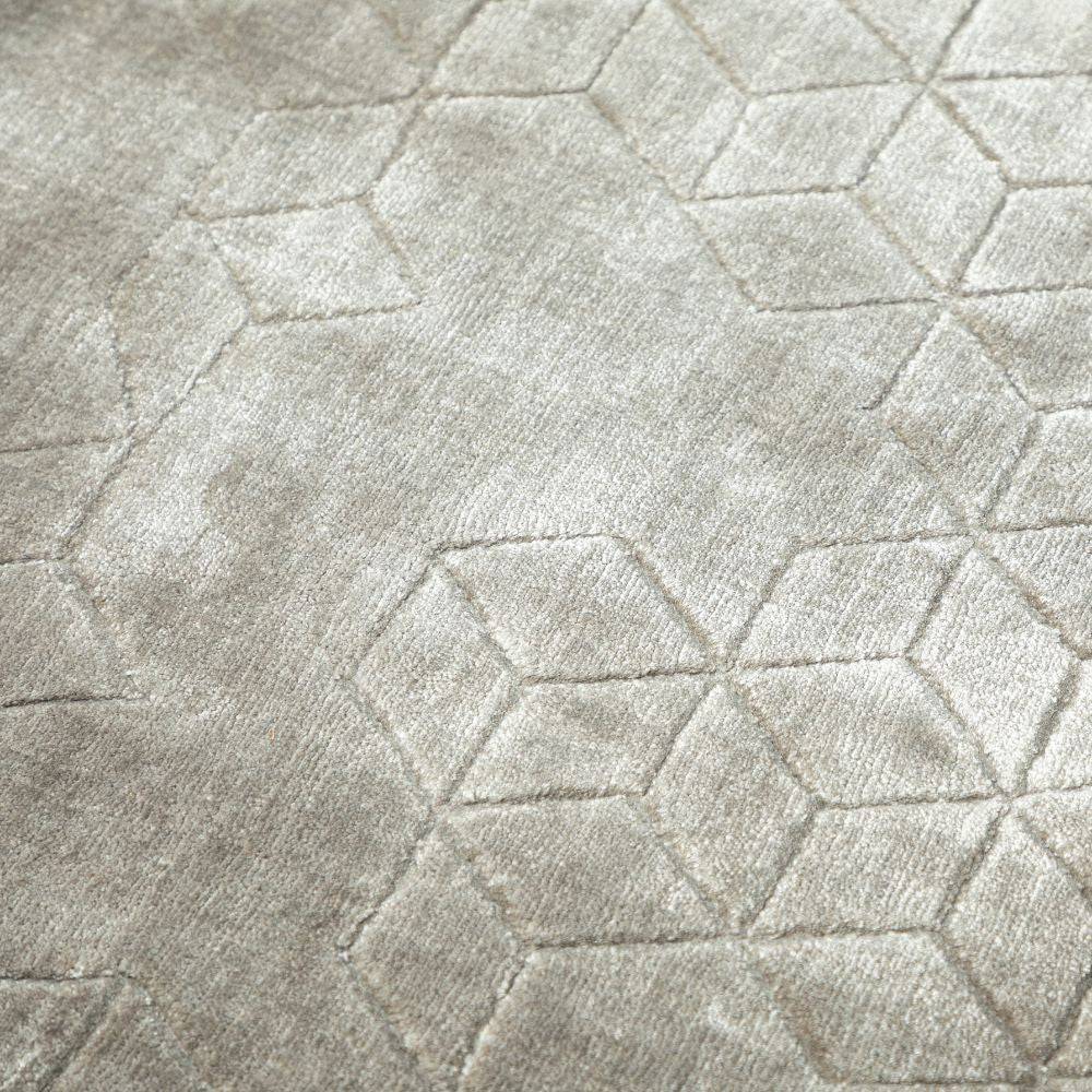 230X160 Cm Handmade Viscos Rug Jh-20730-L -  Rugs - ebarza Furniture UAE | Shop Modern Furniture in Abu Dhabi & Dubai - مفروشات ايبازرا في الامارات | تسوق اثاث عصري وديكورات مميزة في دبي وابوظبي