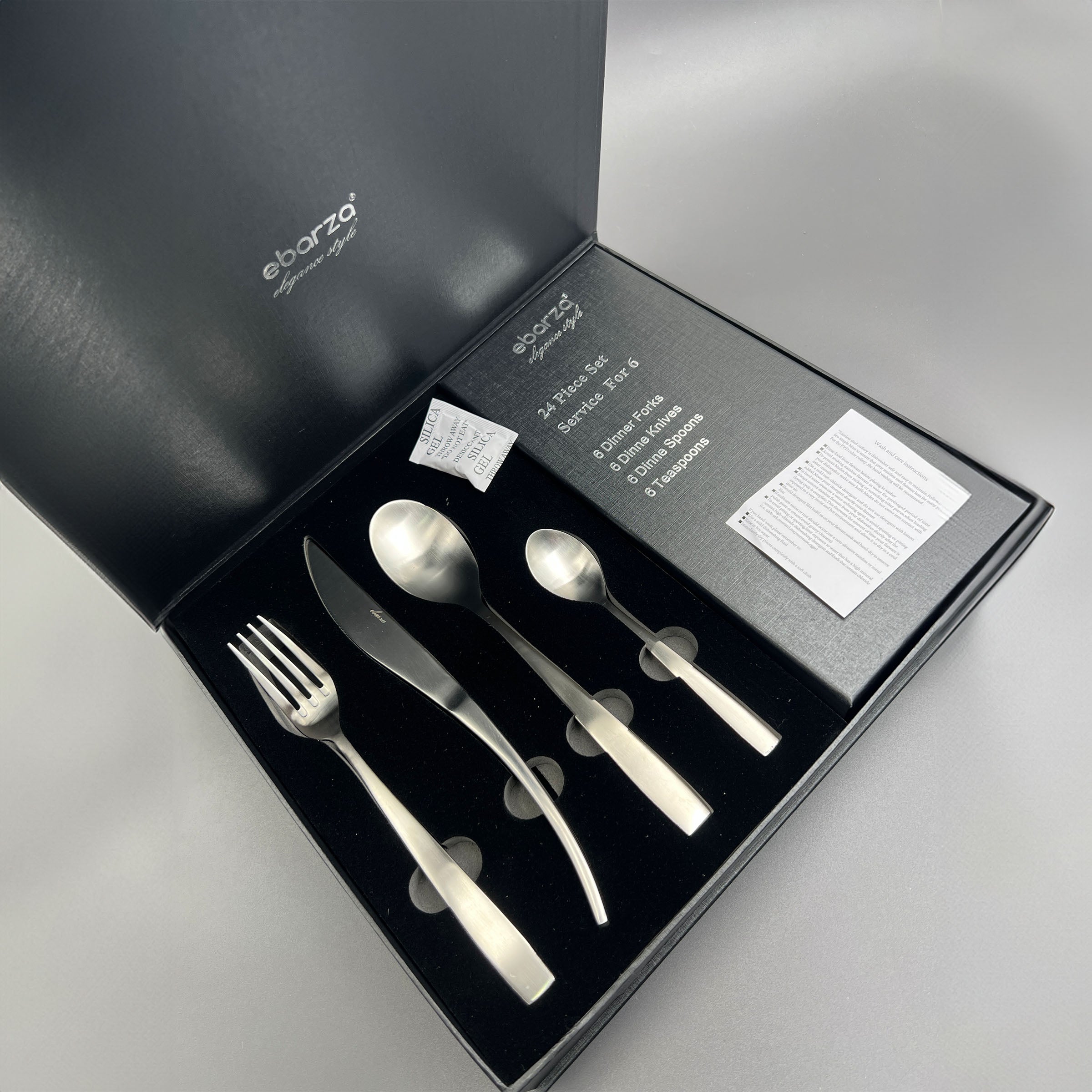 Metro Chic set of 24 pcs Matte Silver Cutlery Set 6362 - Cutlery Sets - ebarza Furniture UAE | Shop Modern Furniture in Abu Dhabi & Dubai - مفروشات ايبازرا في الامارات | تسوق اثاث عصري وديكورات مميزة في دبي وابوظبي