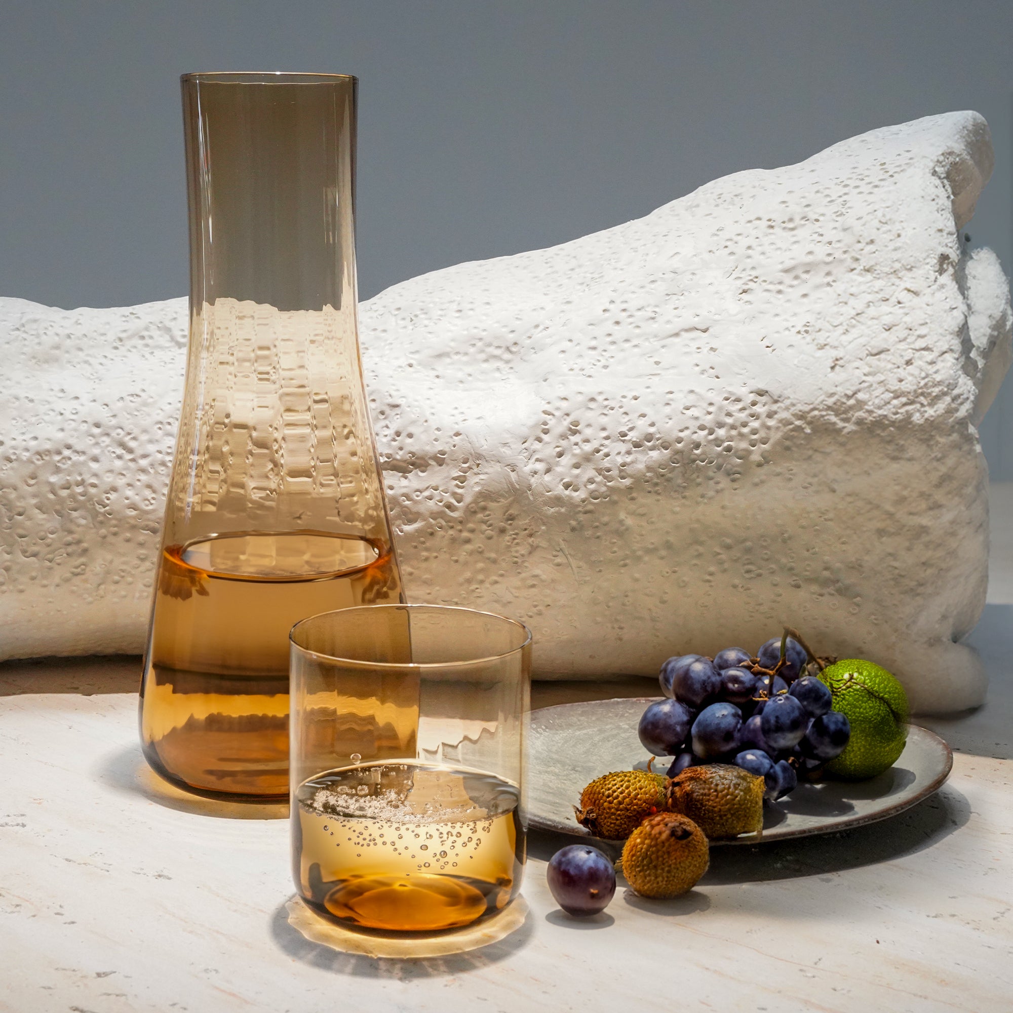Amber Carafe & Tumbler 1.2L & 150ml 23F040P1 -  Drinkware - ebarza Furniture UAE | Shop Modern Furniture in Abu Dhabi & Dubai - مفروشات ايبازرا في الامارات | تسوق اثاث عصري وديكورات مميزة في دبي وابوظبي