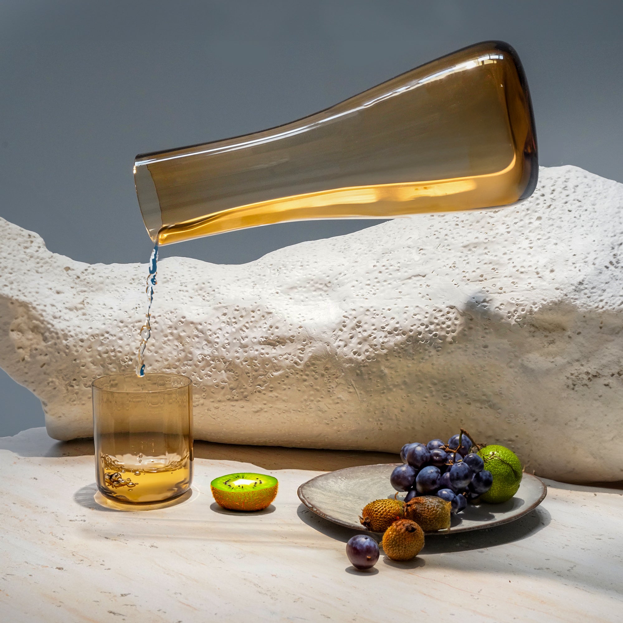 Amber Carafe & Tumbler 1.2L & 150ml 23F040P1 -  Drinkware - ebarza Furniture UAE | Shop Modern Furniture in Abu Dhabi & Dubai - مفروشات ايبازرا في الامارات | تسوق اثاث عصري وديكورات مميزة في دبي وابوظبي