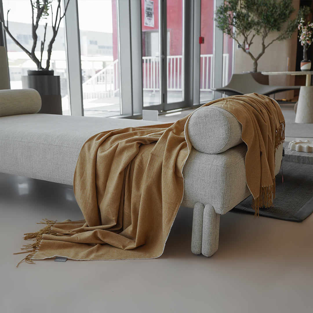 EmberWrap Throw Blanket - 350GSM - Blankets - ebarza Furniture UAE | Shop Modern Furniture in Abu Dhabi & Dubai - مفروشات ايبازرا في الامارات | تسوق اثاث عصري وديكورات مميزة في دبي وابوظبي