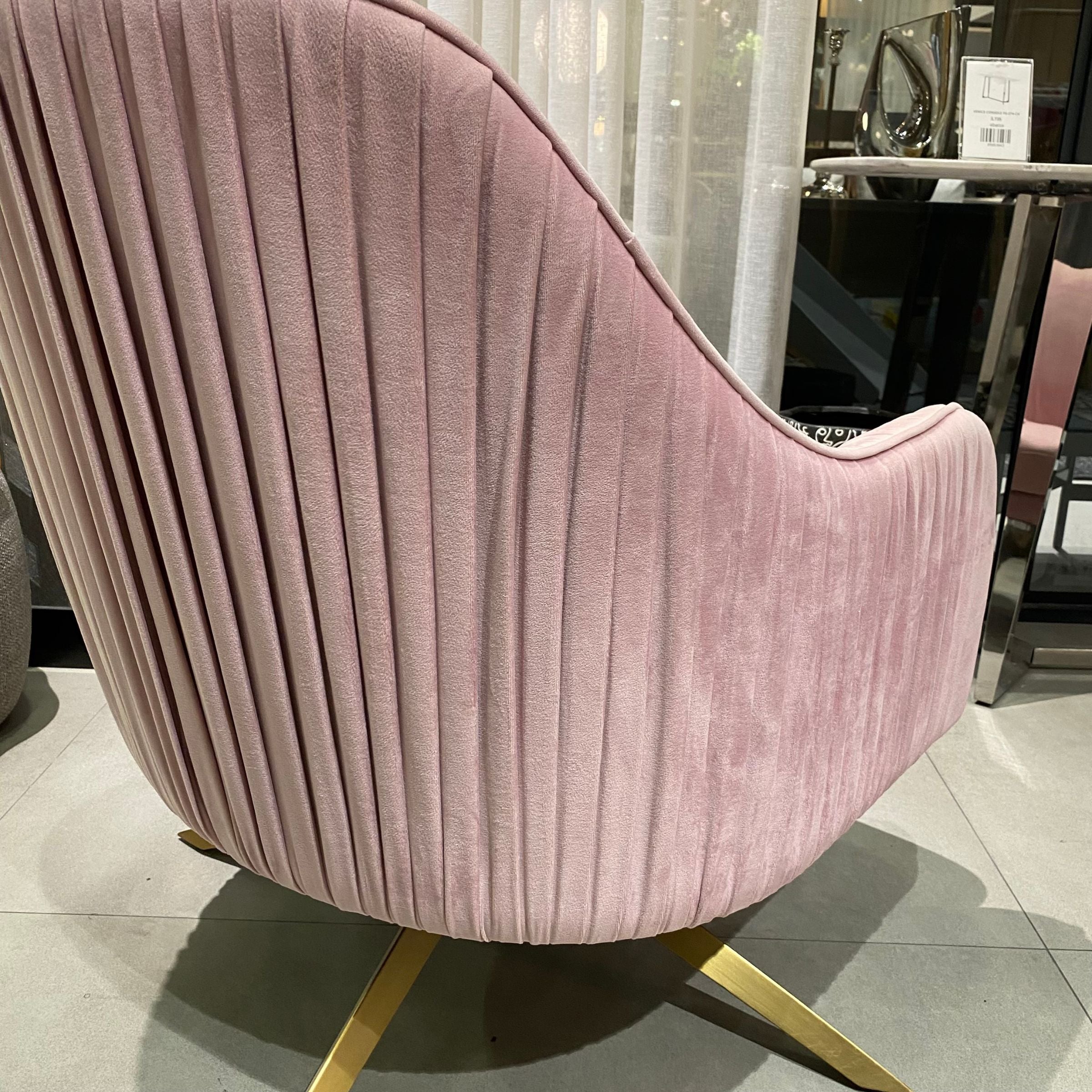 DISPLAY ITEM - Bergen Lounge Chair Tg-216-P-Nakheel - DISPLAY ITEM - ebarza Furniture UAE | Shop Modern Furniture in Abu Dhabi & Dubai - مفروشات ايبازرا في الامارات | تسوق اثاث عصري وديكورات مميزة في دبي وابوظبي