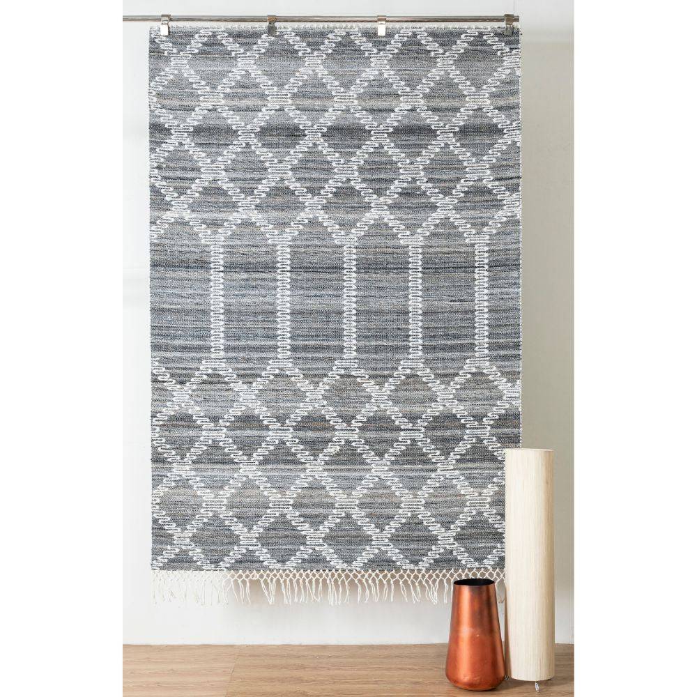 300X200 Cm Machine Woven Rug Batim-Btm-01-Xl - Rugs - ebarza Furniture UAE | Shop Modern Furniture in Abu Dhabi & Dubai - مفروشات ايبازرا في الامارات | تسوق اثاث عصري وديكورات مميزة في دبي وابوظبي