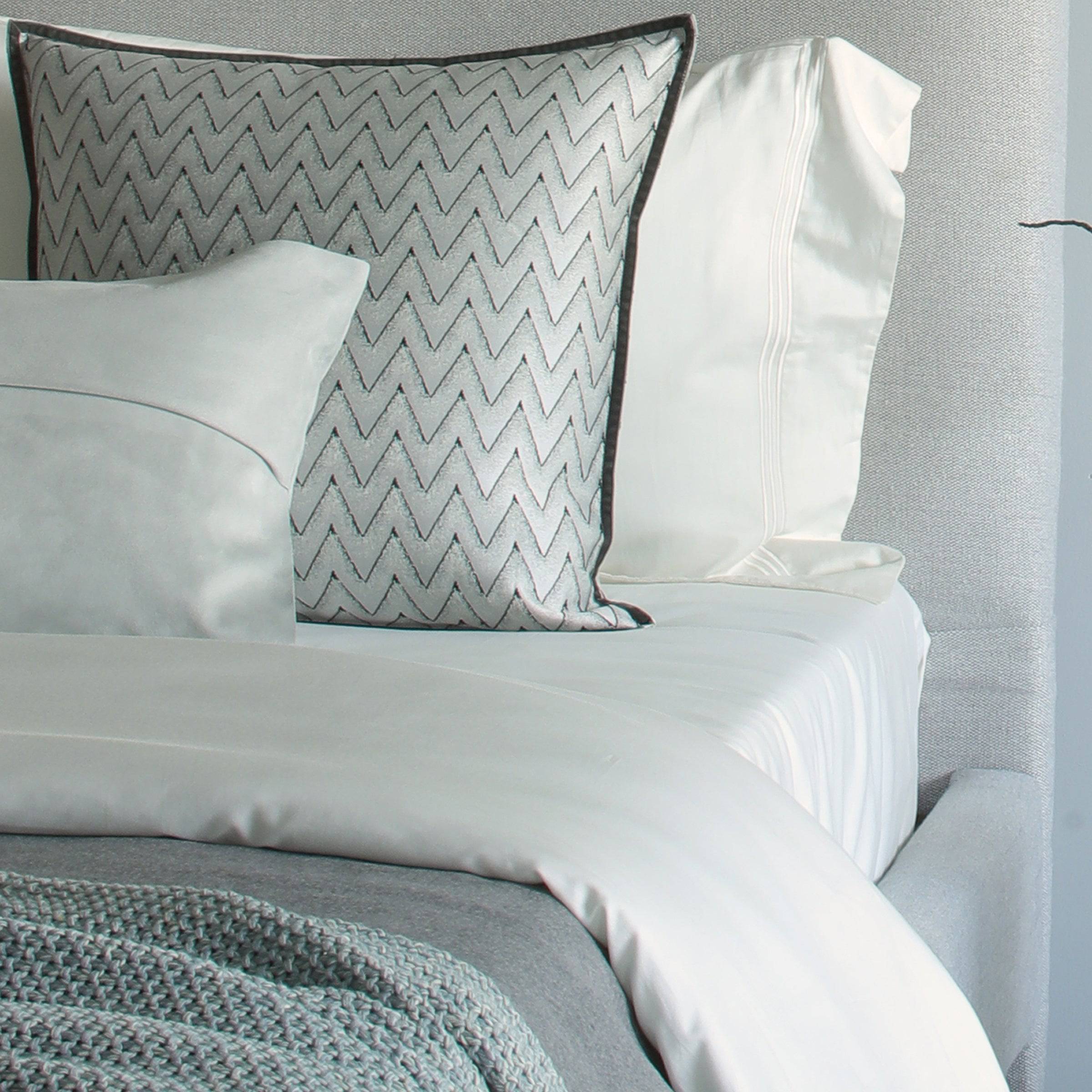 30X55 Cm Double Sedan Bridge Imitation Leather Cushion Ecc043 - Cushions - ebarza Furniture UAE | Shop Modern Furniture in Abu Dhabi & Dubai - مفروشات ايبازرا في الامارات | تسوق اثاث عصري وديكورات مميزة في دبي وابوظبي