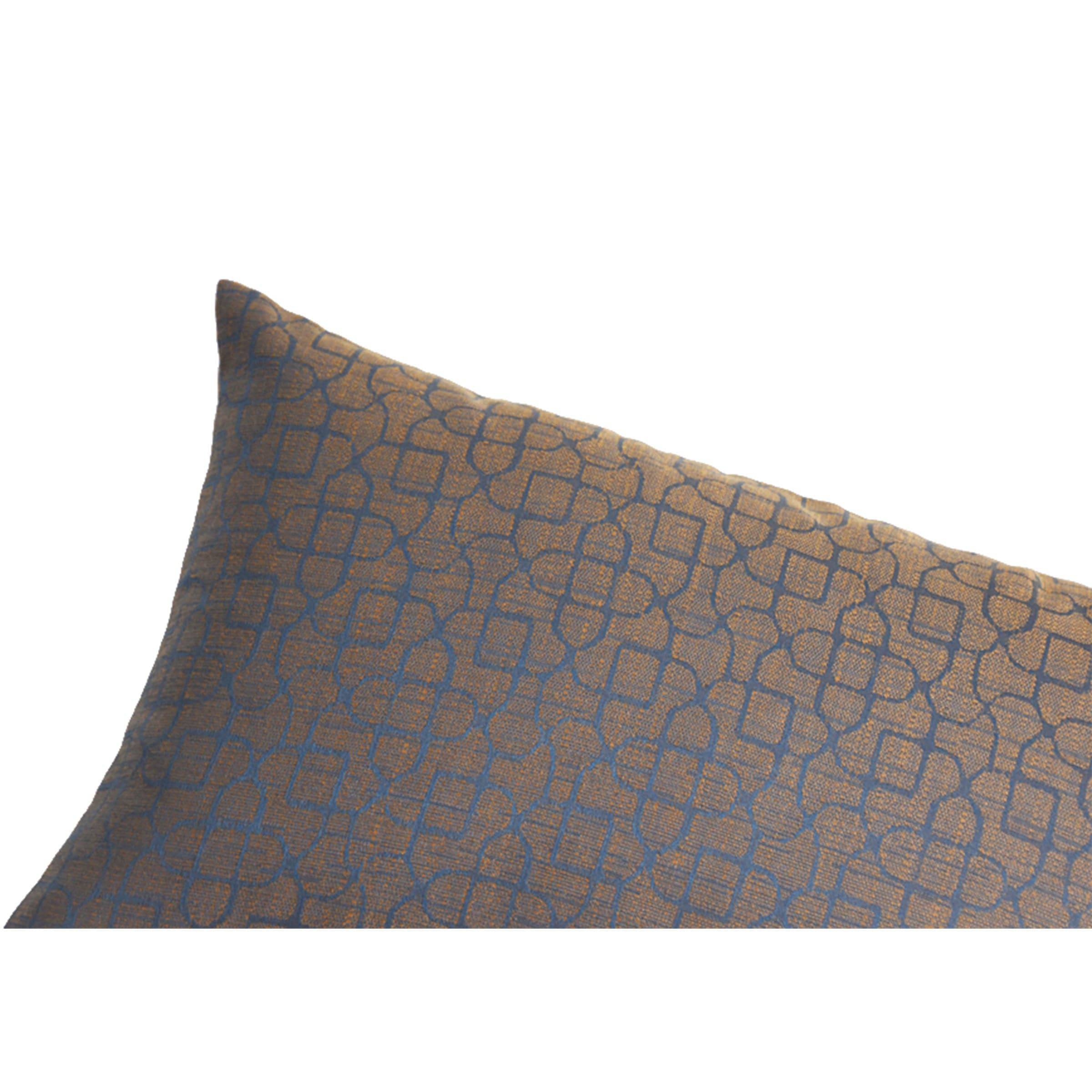 30X55 Cm Maggie Metal Buckle Pillow Ecc-017 - Cushions - ebarza Furniture UAE | Shop Modern Furniture in Abu Dhabi & Dubai - مفروشات ايبازرا في الامارات | تسوق اثاث عصري وديكورات مميزة في دبي وابوظبي