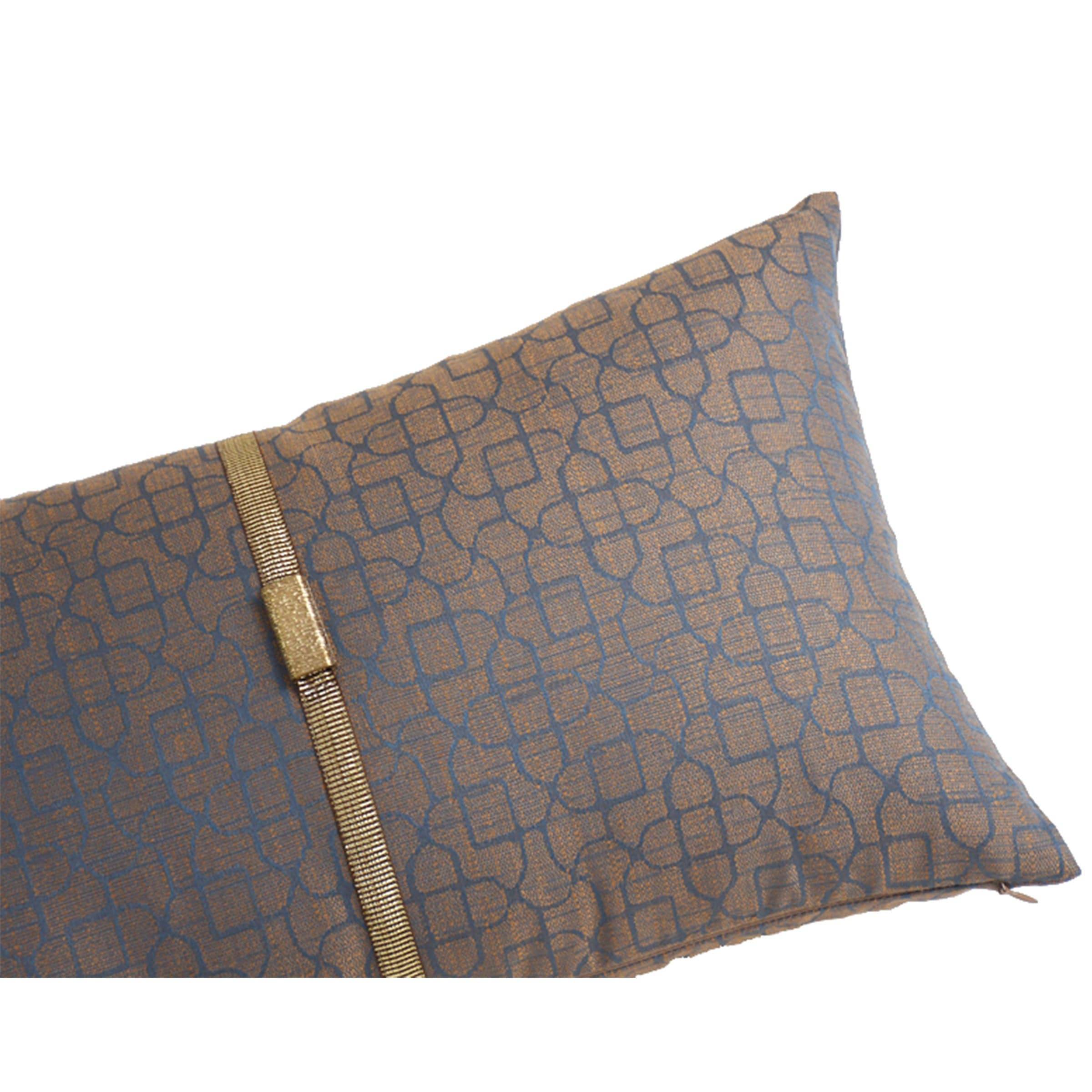 30X55 Cm Maggie Metal Buckle Pillow Ecc-017 - Cushions - ebarza Furniture UAE | Shop Modern Furniture in Abu Dhabi & Dubai - مفروشات ايبازرا في الامارات | تسوق اثاث عصري وديكورات مميزة في دبي وابوظبي