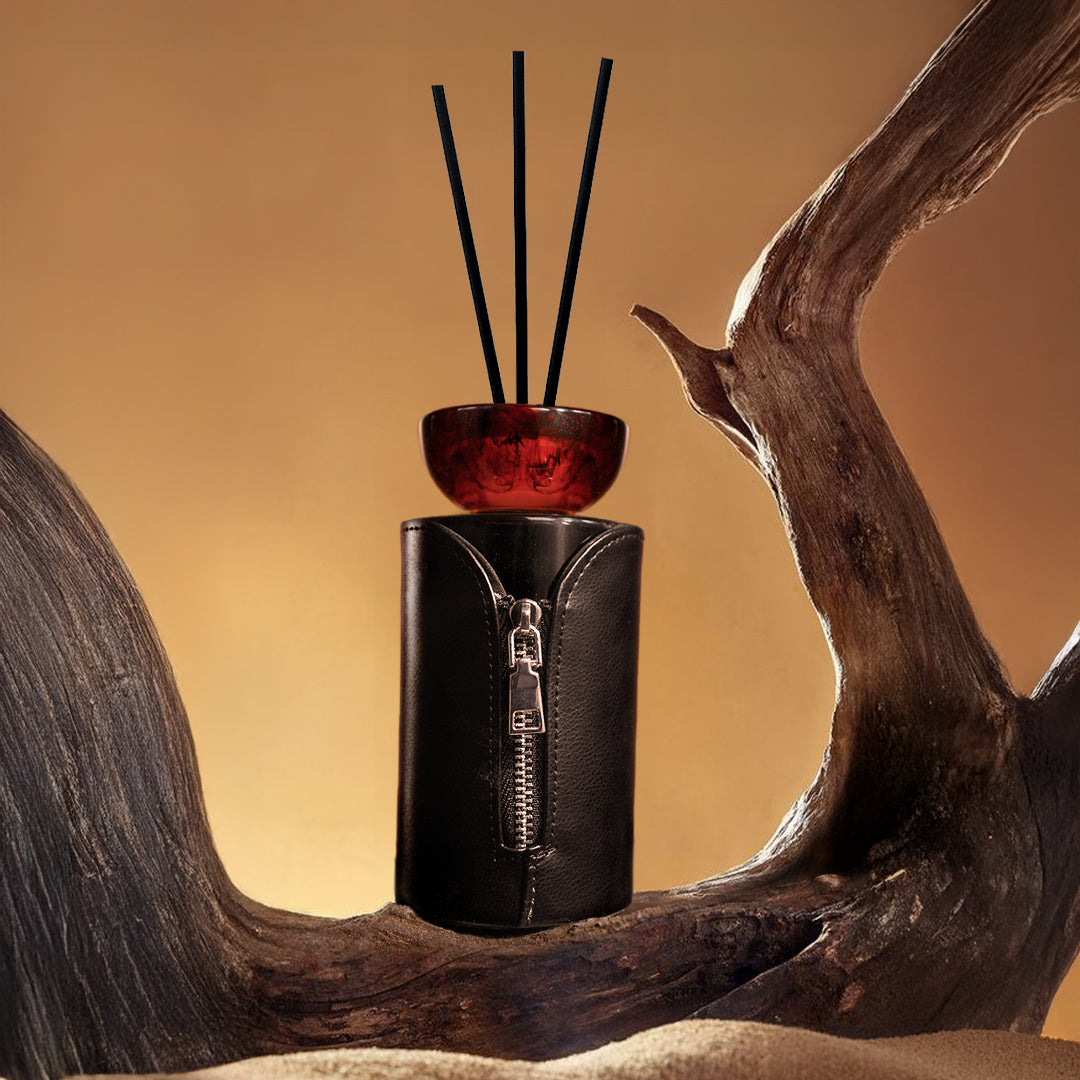Abudhabi Sunrise - Fancy - ONLY DARK- BLACK 200ml Diffuser Bottle With Leather Cover ebarza vipes MS.QN2215 - Stick Diffusers - ebarza Furniture UAE | Shop Modern Furniture in Abu Dhabi & Dubai - مفروشات ايبازرا في الامارات | تسوق اثاث عصري وديكورات مميزة في دبي وابوظبي