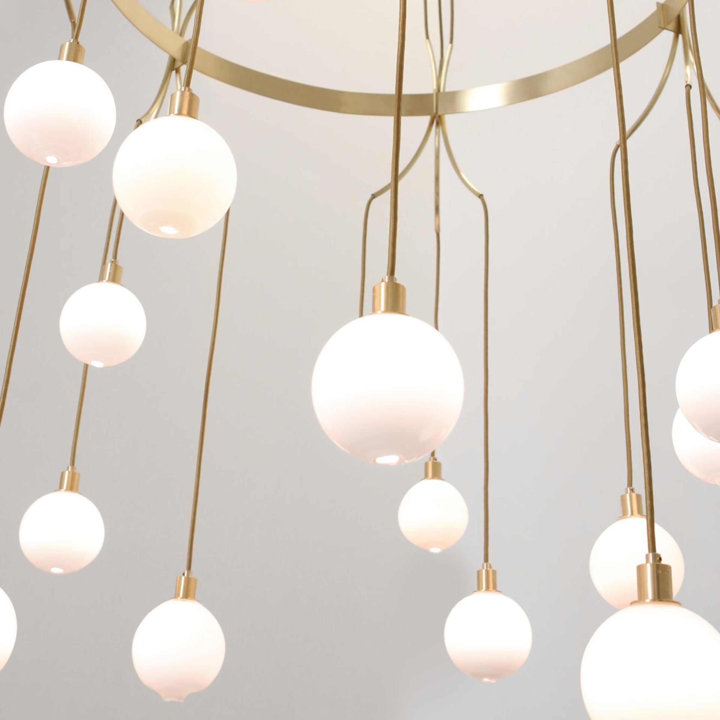 Seraph Pendant Lamp CY-DD-1031 -  Pendant Lamps - ebarza Furniture UAE | Shop Modern Furniture in Abu Dhabi & Dubai - مفروشات ايبازرا في الامارات | تسوق اثاث عصري وديكورات مميزة في دبي وابوظبي