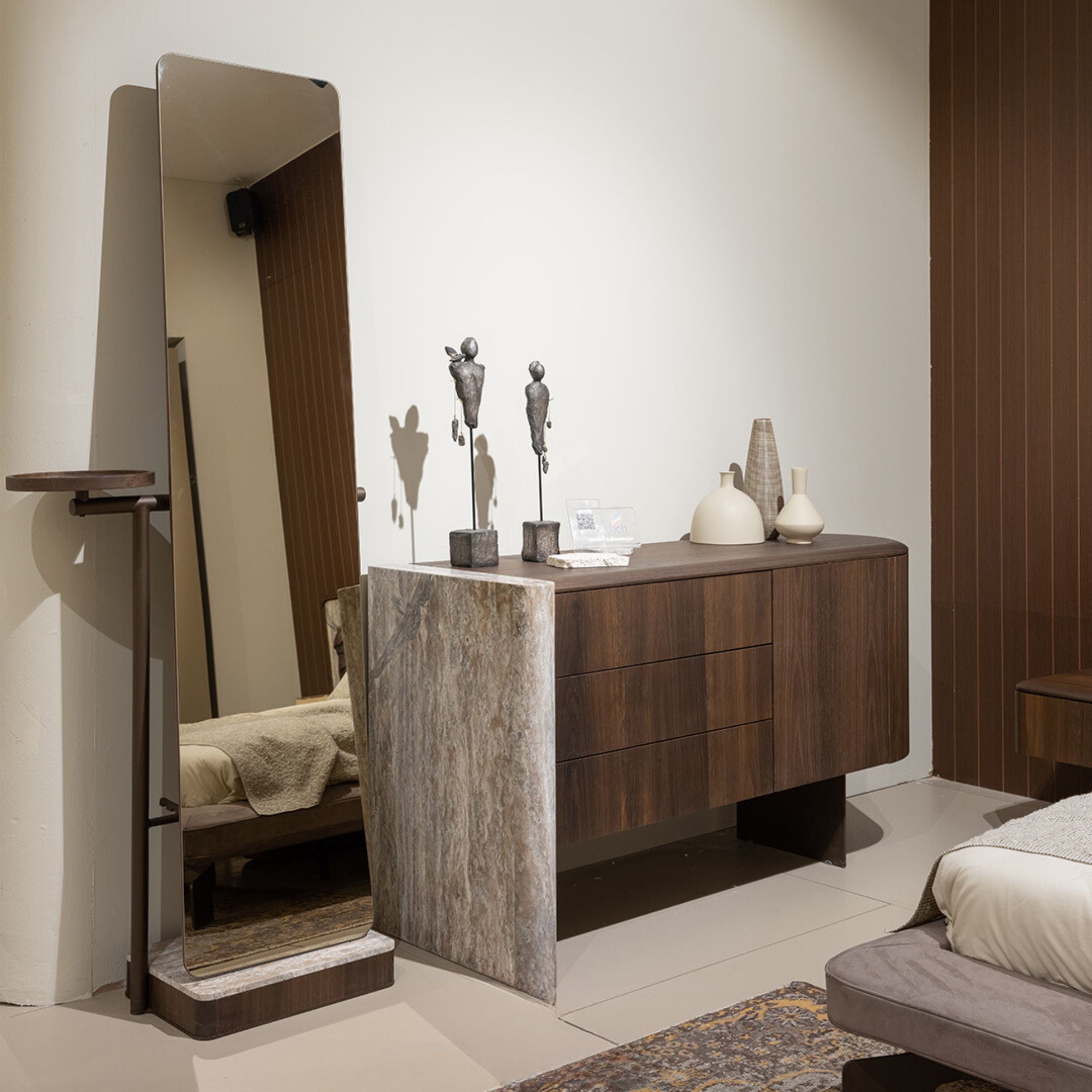 ODEON MIRROR OD-MR001 - Mirrors - ebarza Furniture UAE | Shop Modern Furniture in Abu Dhabi & Dubai - مفروشات ايبازرا في الامارات | تسوق اثاث عصري وديكورات مميزة في دبي وابوظبي