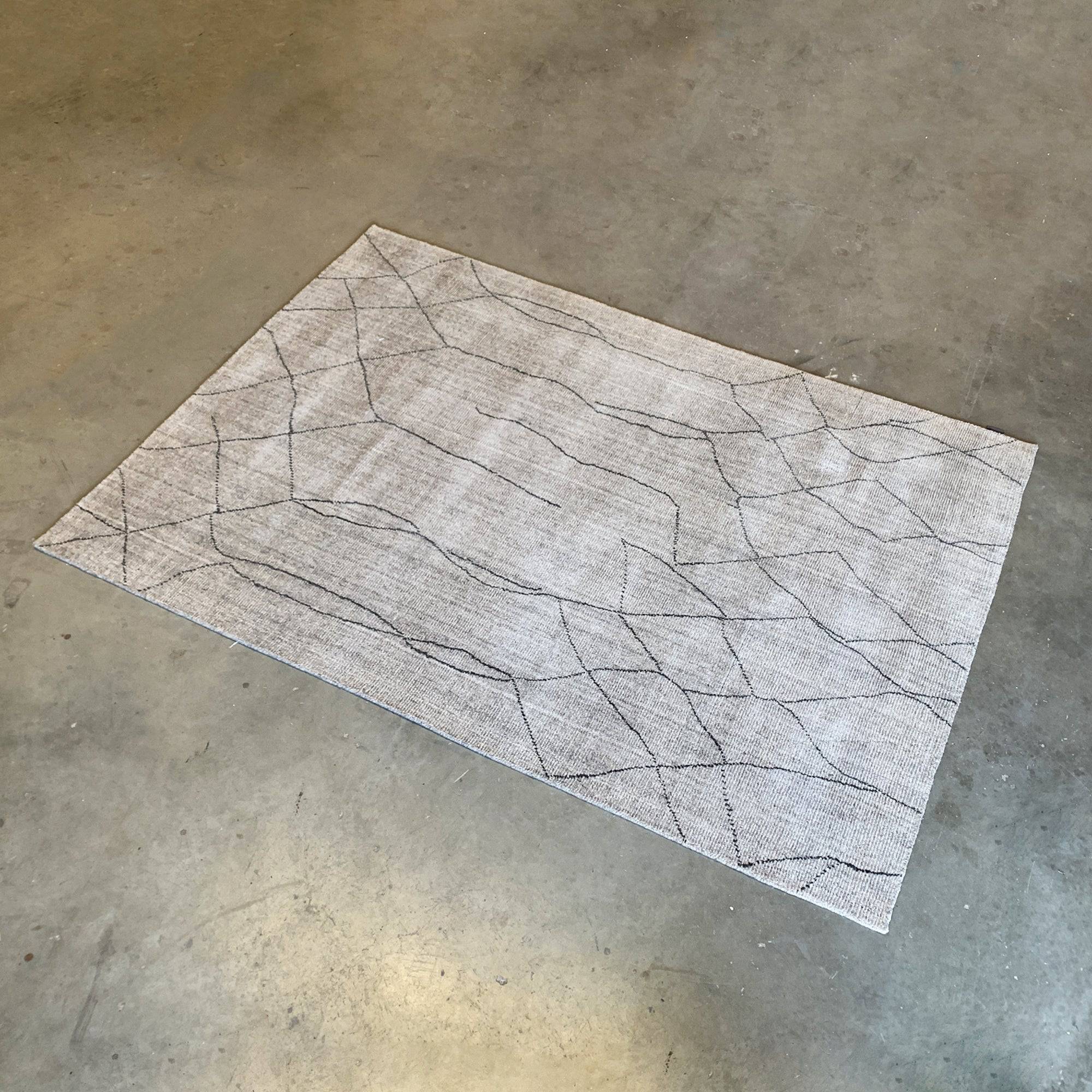 450X300 Cm Delton Handmade  Wool Rug Delton Dtn-11-Grande -  Rugs - ebarza Furniture UAE | Shop Modern Furniture in Abu Dhabi & Dubai - مفروشات ايبازرا في الامارات | تسوق اثاث عصري وديكورات مميزة في دبي وابوظبي