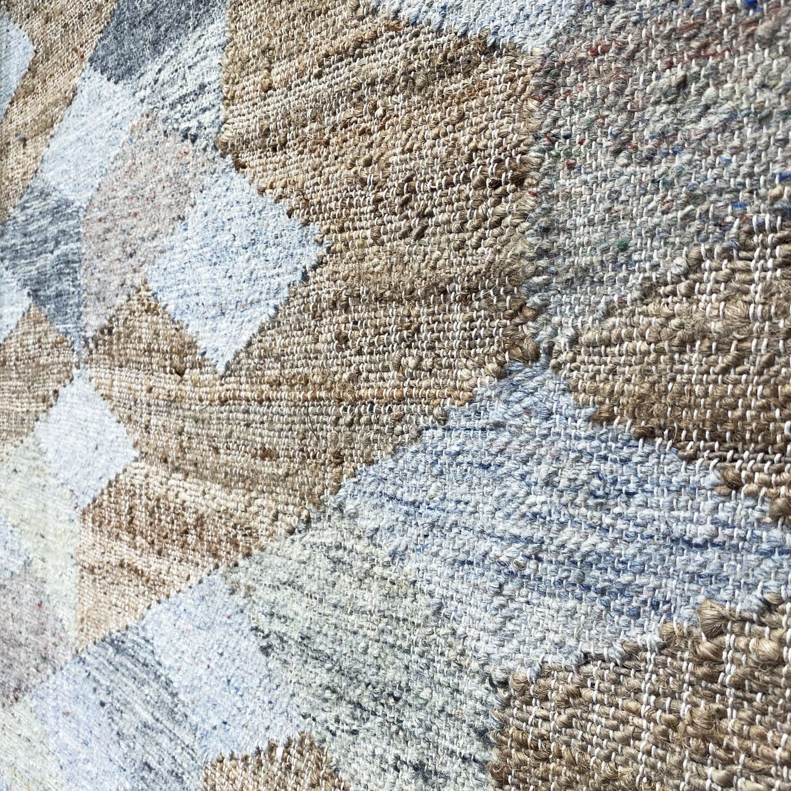 450X300 Cm Handmade Wool Rug Berry-Bry-03-Natural-Xgrand -  Rugs - ebarza Furniture UAE | Shop Modern Furniture in Abu Dhabi & Dubai - مفروشات ايبازرا في الامارات | تسوق اثاث عصري وديكورات مميزة في دبي وابوظبي