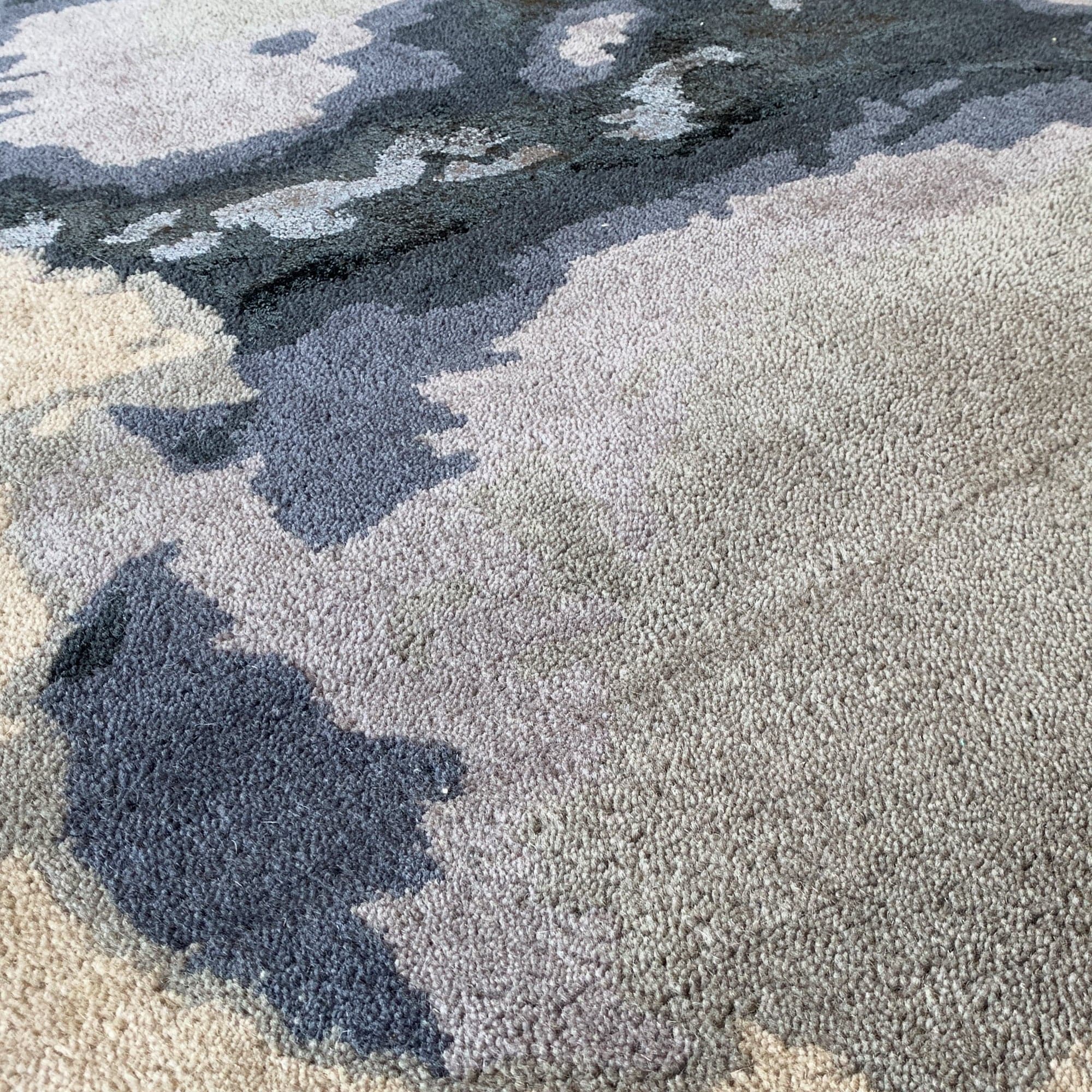 450X300 Cm Handmade Wool Rug Jh-20739-Grande -  Rugs - ebarza Furniture UAE | Shop Modern Furniture in Abu Dhabi & Dubai - مفروشات ايبازرا في الامارات | تسوق اثاث عصري وديكورات مميزة في دبي وابوظبي