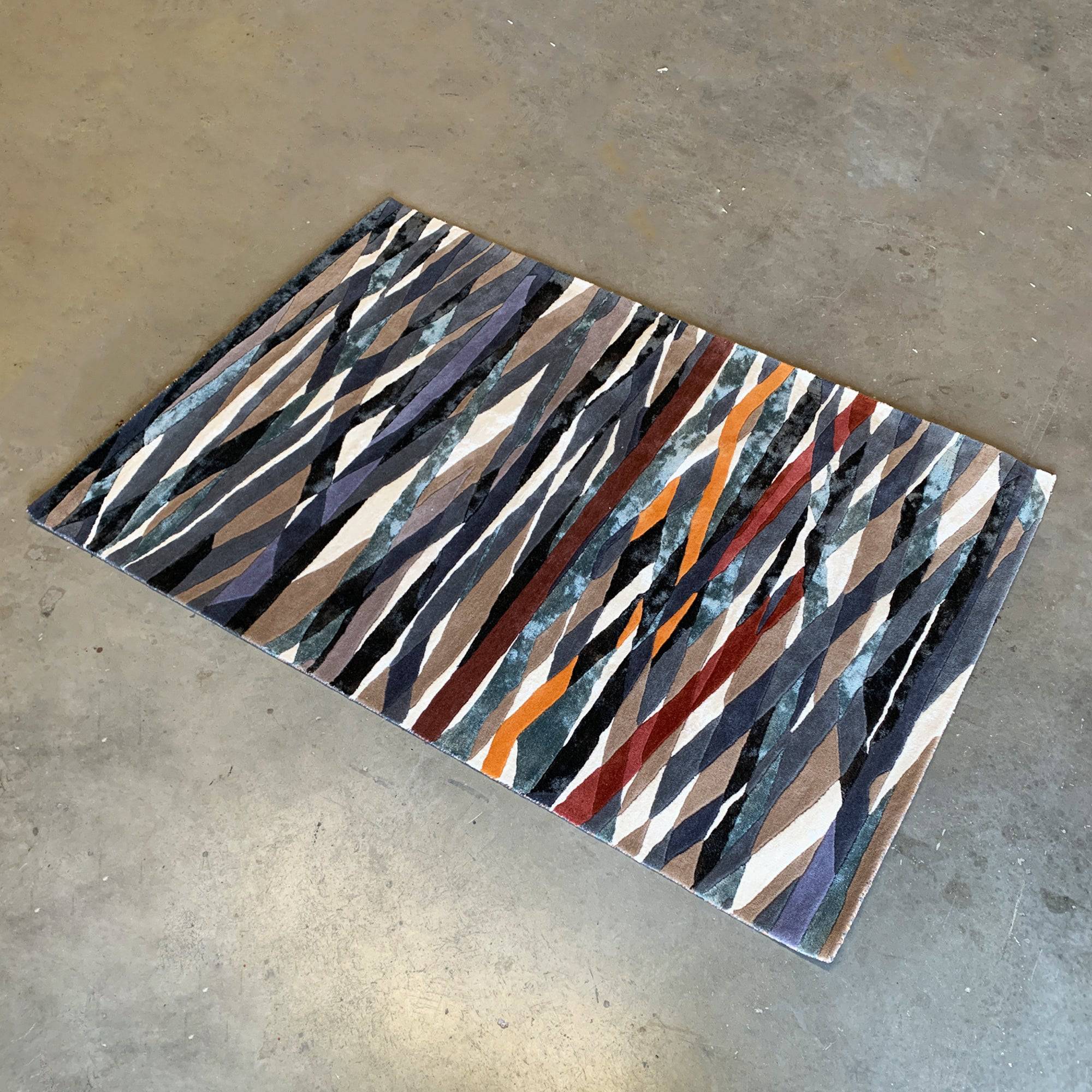 450X300 Cm Handmade Wool Rug Jh-20740-Grande -  Rugs - ebarza Furniture UAE | Shop Modern Furniture in Abu Dhabi & Dubai - مفروشات ايبازرا في الامارات | تسوق اثاث عصري وديكورات مميزة في دبي وابوظبي