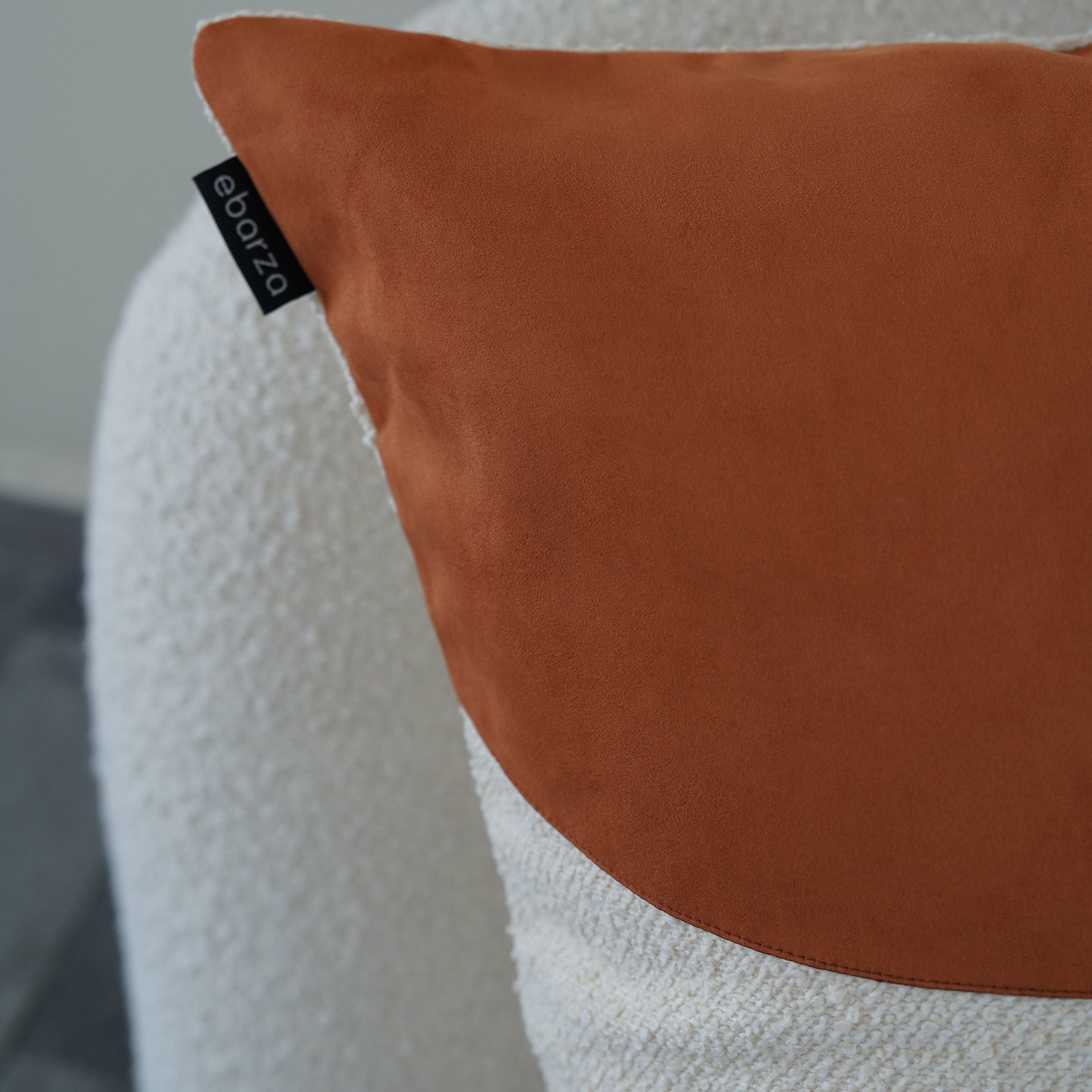 45*45cm Ebarza Maka Patchwork Cushion ECC131 -  Cushions - ebarza Furniture UAE | Shop Modern Furniture in Abu Dhabi & Dubai - مفروشات ايبازرا في الامارات | تسوق اثاث عصري وديكورات مميزة في دبي وابوظبي