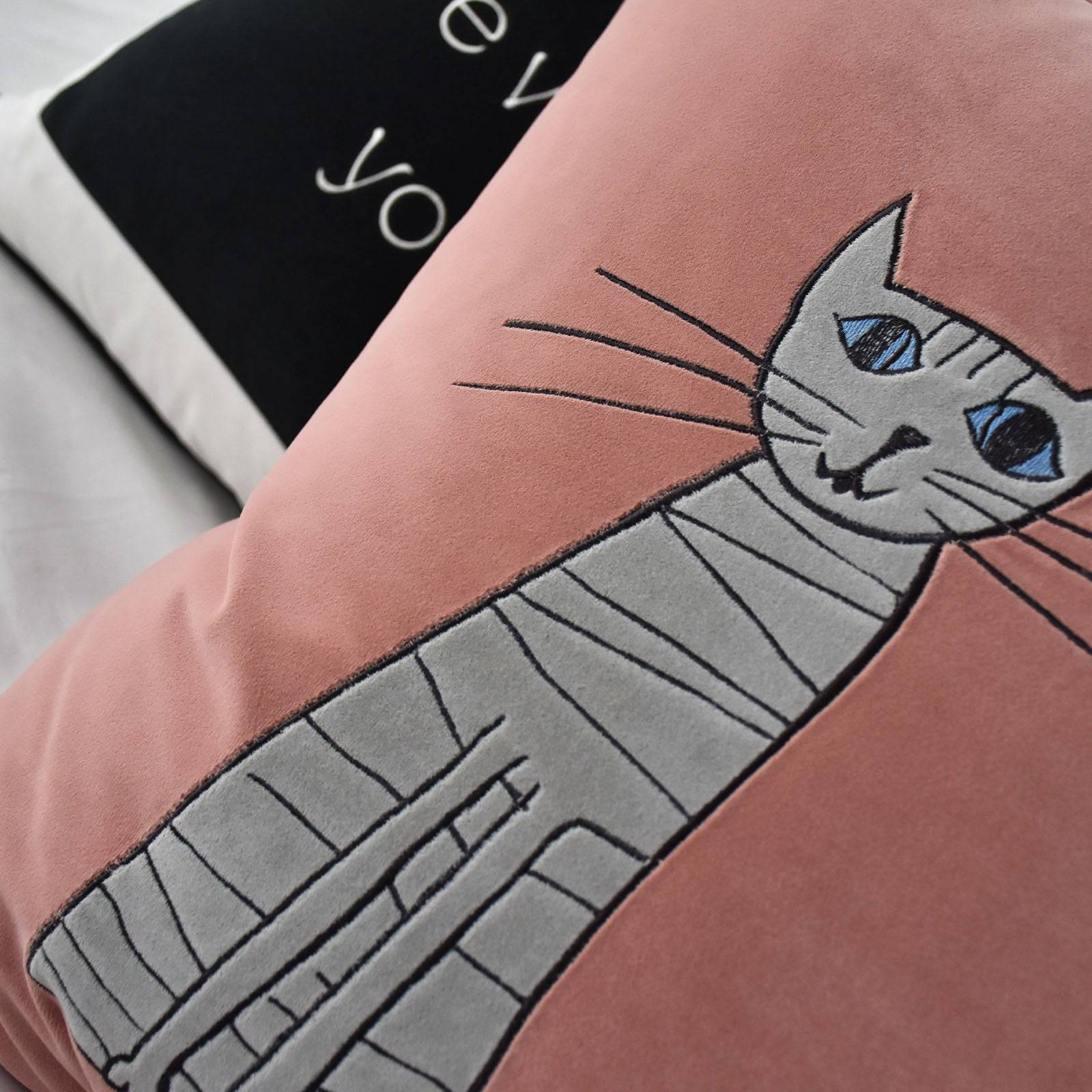 45X45 Cm Milu Embroidered Cushion Ecc-036 -  Cushions - ebarza Furniture UAE | Shop Modern Furniture in Abu Dhabi & Dubai - مفروشات ايبازرا في الامارات | تسوق اثاث عصري وديكورات مميزة في دبي وابوظبي