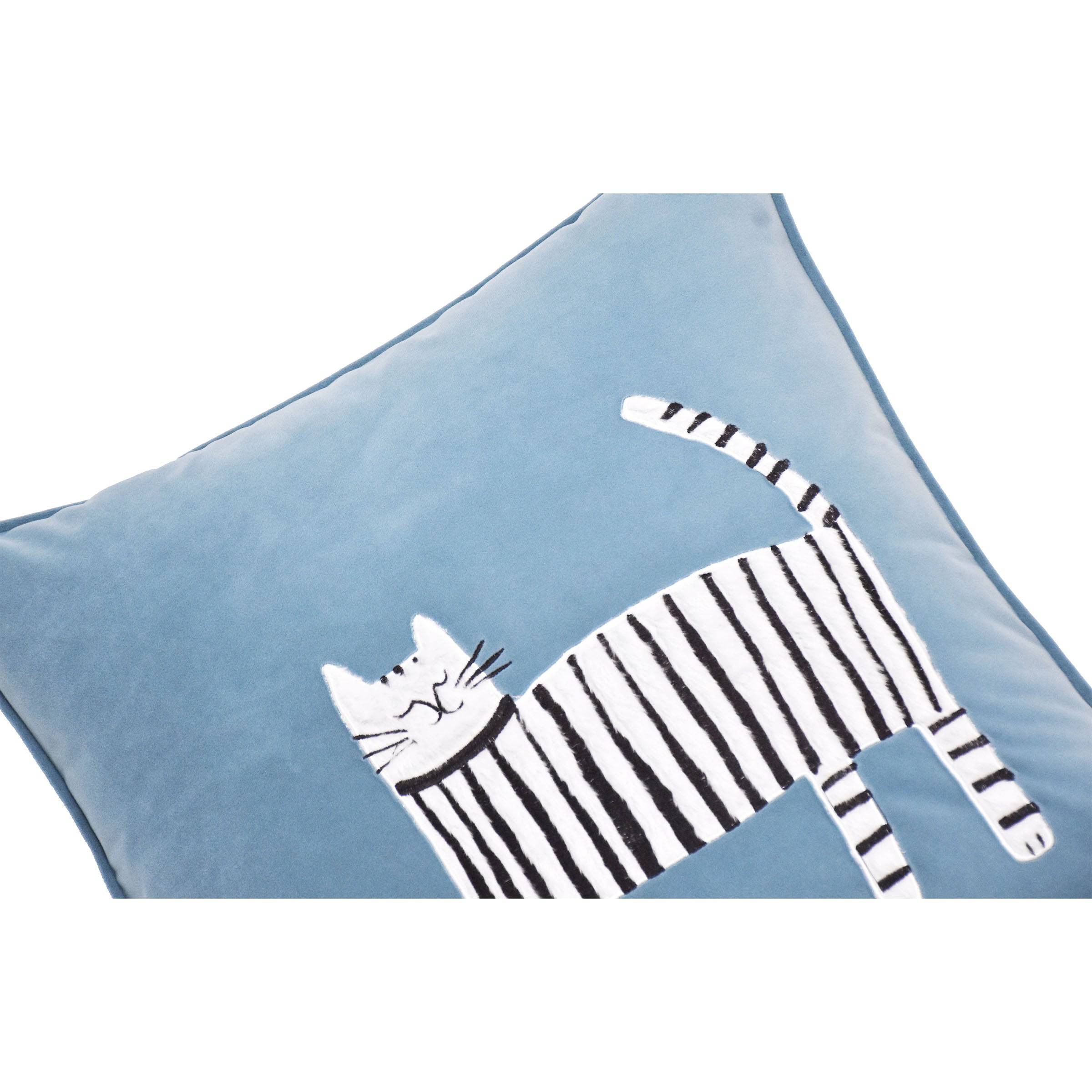 45X45 Cm Striped Cat Embroidered Throw Cushion Ecc-032 - Cushions - ebarza Furniture UAE | Shop Modern Furniture in Abu Dhabi & Dubai - مفروشات ايبازرا في الامارات | تسوق اثاث عصري وديكورات مميزة في دبي وابوظبي