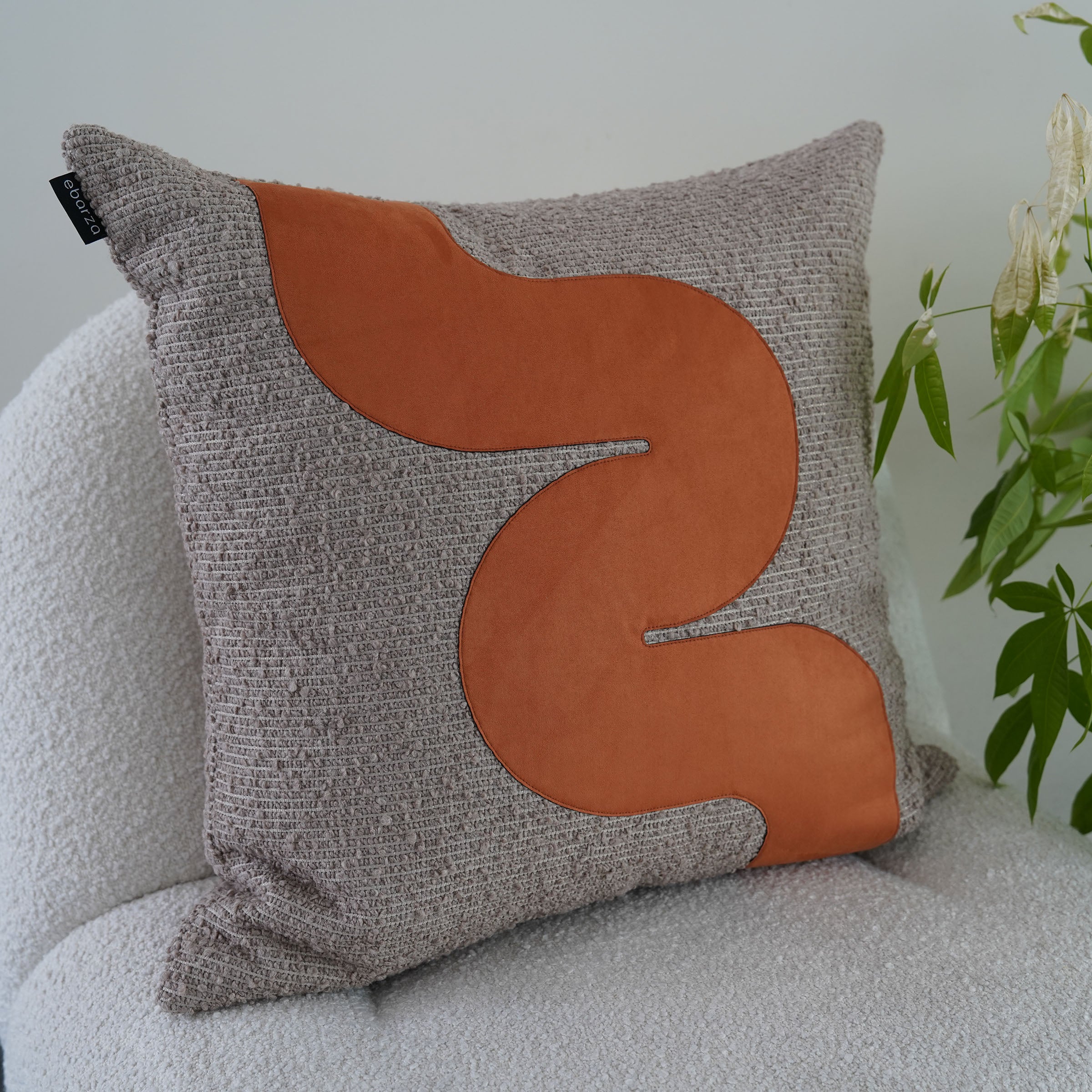 60x60Cm  Ebarza Amman Patchwork Cushion ECC128 -  Cushions - ebarza Furniture UAE | Shop Modern Furniture in Abu Dhabi & Dubai - مفروشات ايبازرا في الامارات | تسوق اثاث عصري وديكورات مميزة في دبي وابوظبي