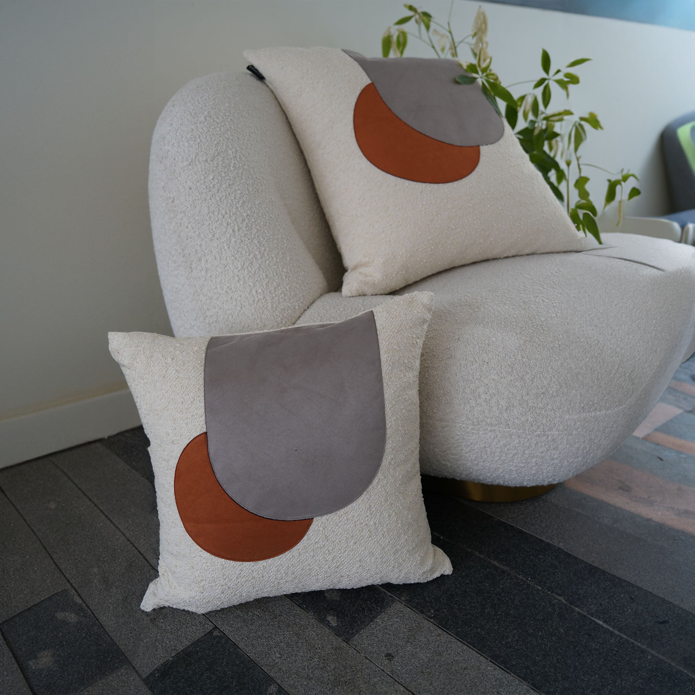 45x45Cm   Ebarza  Worde Patchwork Cushion ECC126 -  Cushions - ebarza Furniture UAE | Shop Modern Furniture in Abu Dhabi & Dubai - مفروشات ايبازرا في الامارات | تسوق اثاث عصري وديكورات مميزة في دبي وابوظبي