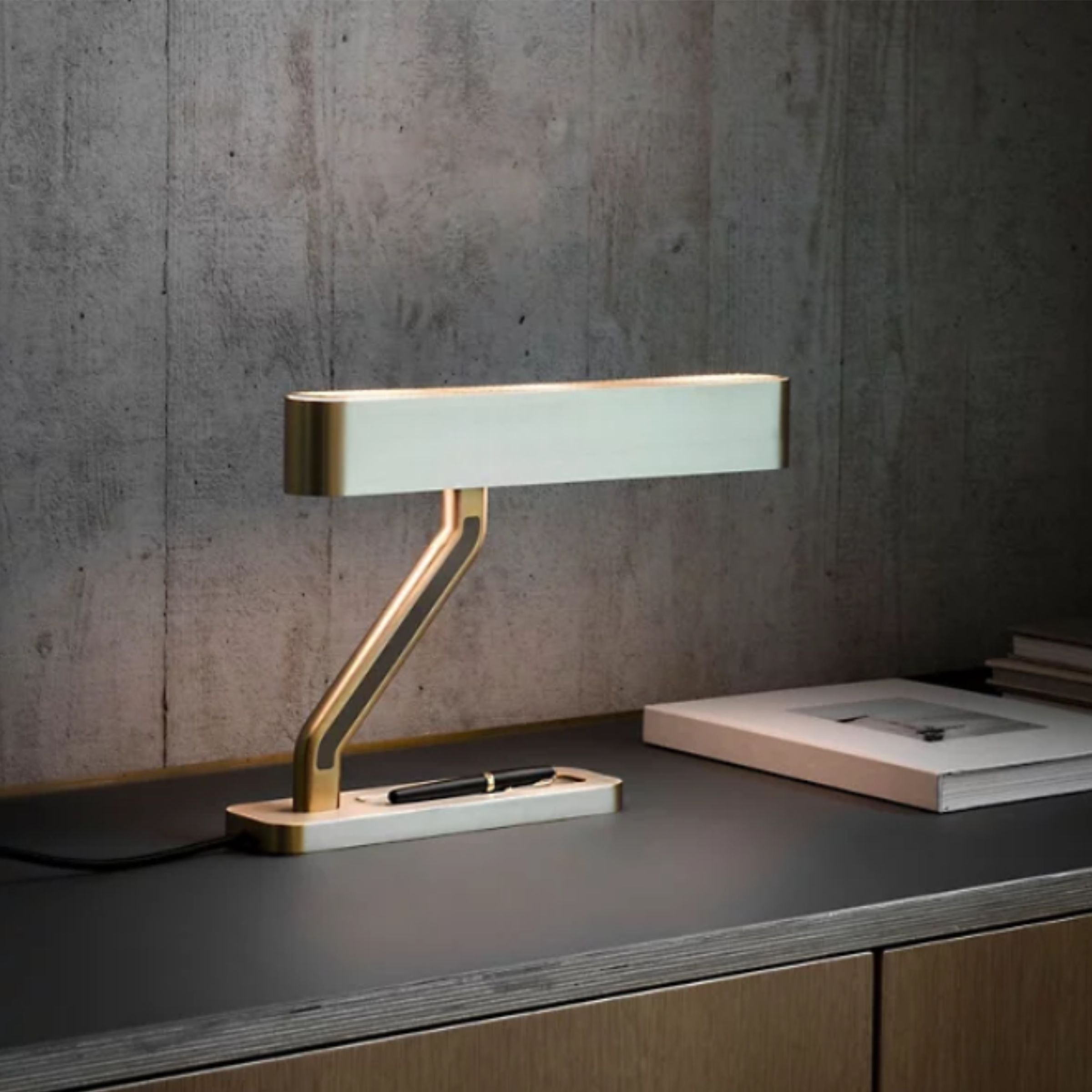 Lexy Table Lamp CY-LTD-1012 -  Desk\table Lamps - ebarza Furniture UAE | Shop Modern Furniture in Abu Dhabi & Dubai - مفروشات ايبازرا في الامارات | تسوق اثاث عصري وديكورات مميزة في دبي وابوظبي