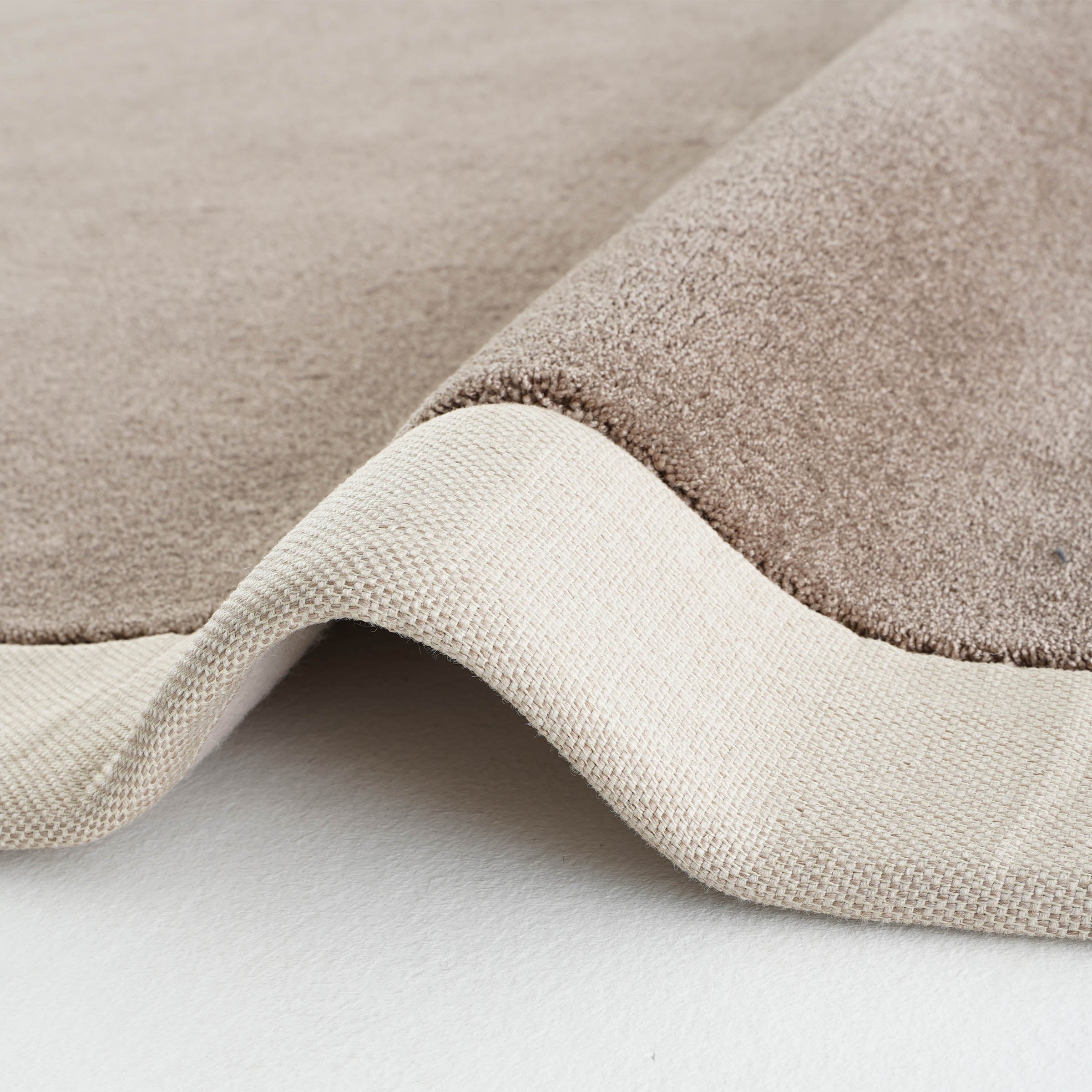 600X400 CM BOUNTY 92 MONTEREY Rug 80104 - Rugs - ebarza Furniture UAE | Shop Modern Furniture in Abu Dhabi & Dubai - مفروشات ايبازرا في الامارات | تسوق اثاث عصري وديكورات مميزة في دبي وابوظبي