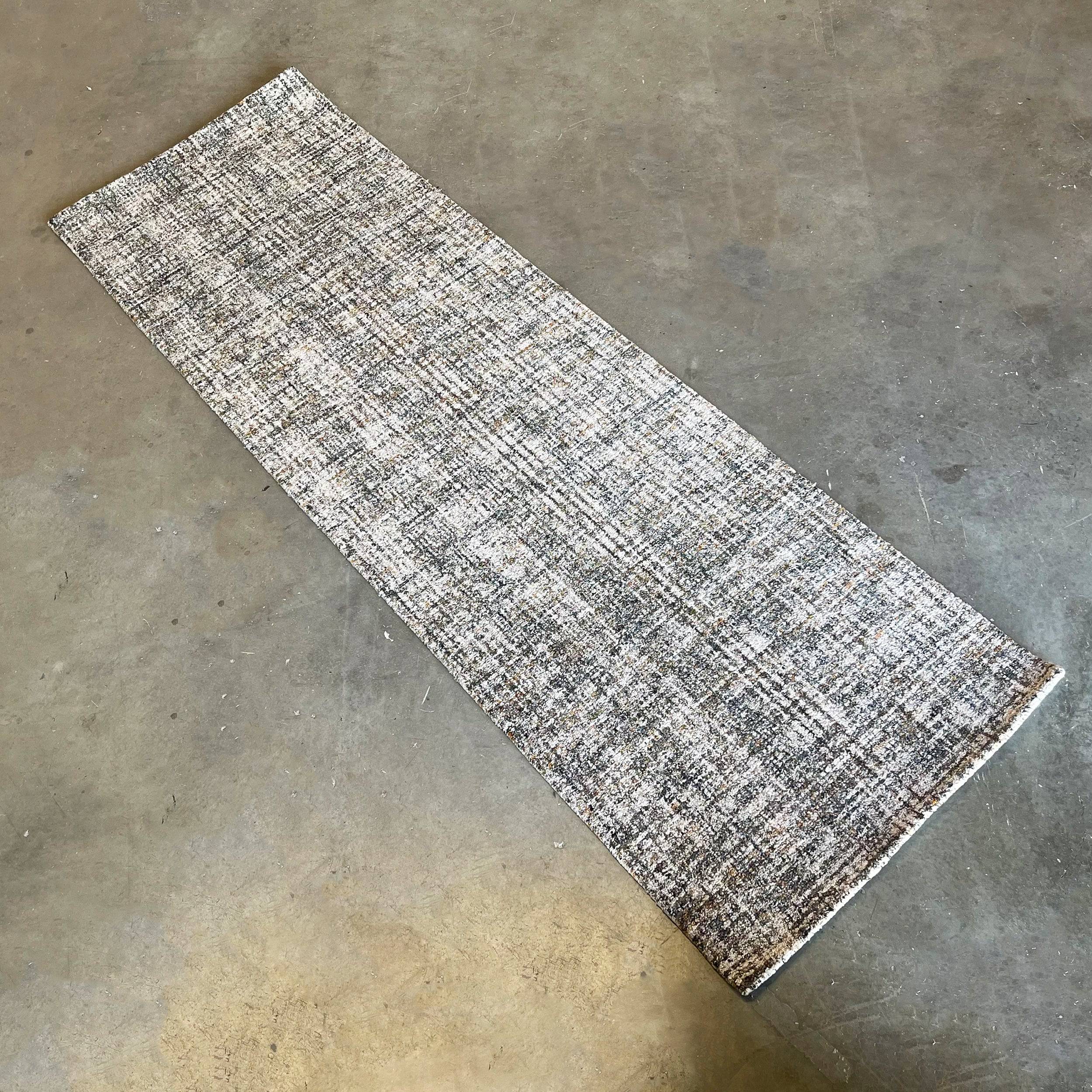 90X300 Cm Albona Handmade Wool Rug Alb-02-Long -  Rugs - ebarza Furniture UAE | Shop Modern Furniture in Abu Dhabi & Dubai - مفروشات ايبازرا في الامارات | تسوق اثاث عصري وديكورات مميزة في دبي وابوظبي