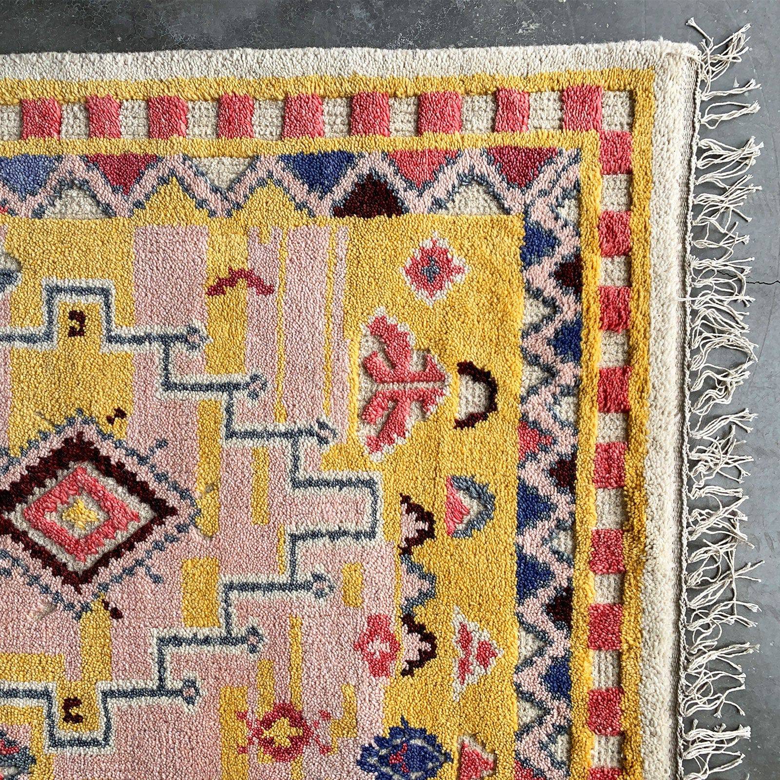 90X300 Cm Moroccan Style Handmade Rug Jh-2708-Long - Rugs - ebarza Furniture UAE | Shop Modern Furniture in Abu Dhabi & Dubai - مفروشات ايبازرا في الامارات | تسوق اثاث عصري وديكورات مميزة في دبي وابوظبي