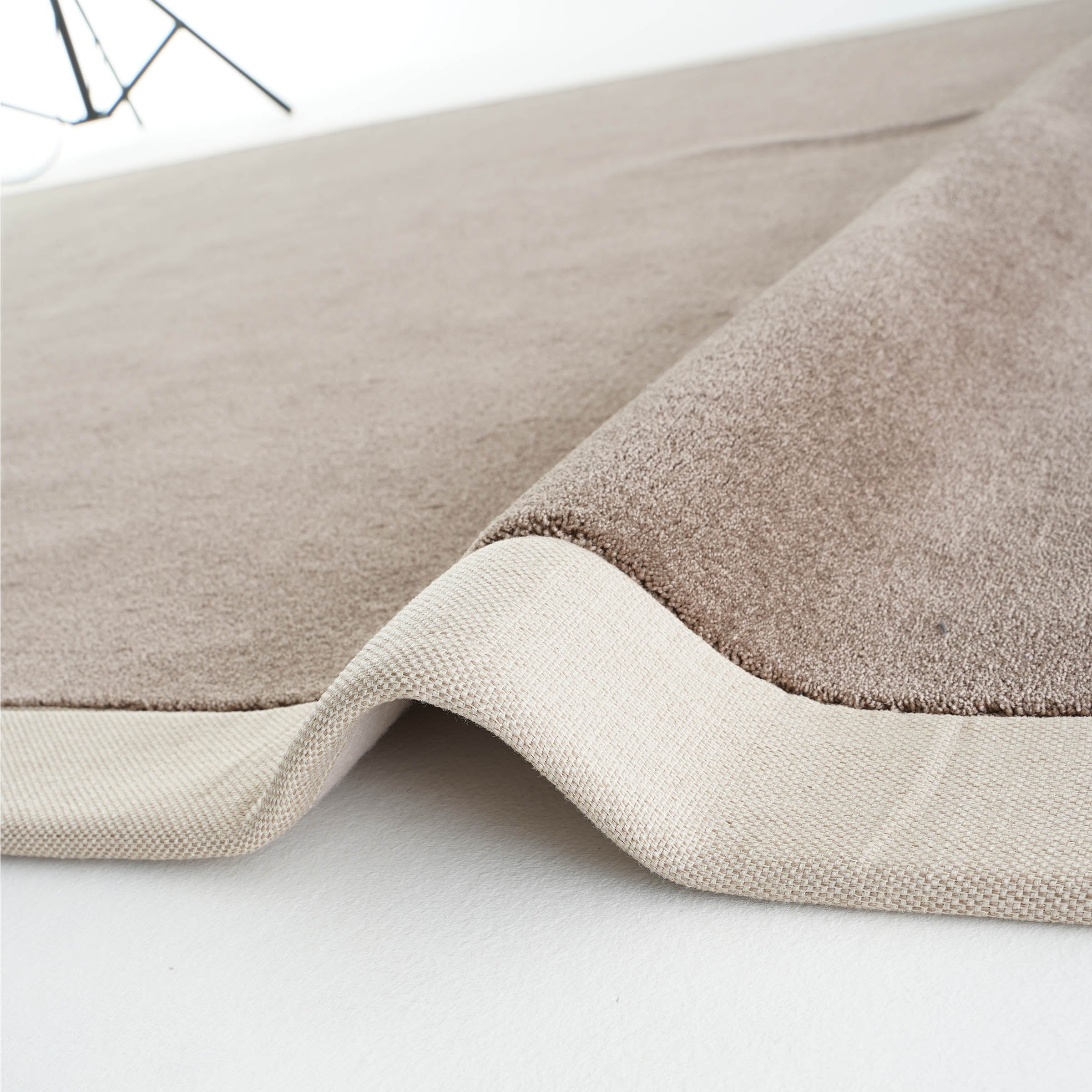 600X400 CM BOUNTY 92 MONTEREY Rug 80104 - Rugs - ebarza Furniture UAE | Shop Modern Furniture in Abu Dhabi & Dubai - مفروشات ايبازرا في الامارات | تسوق اثاث عصري وديكورات مميزة في دبي وابوظبي