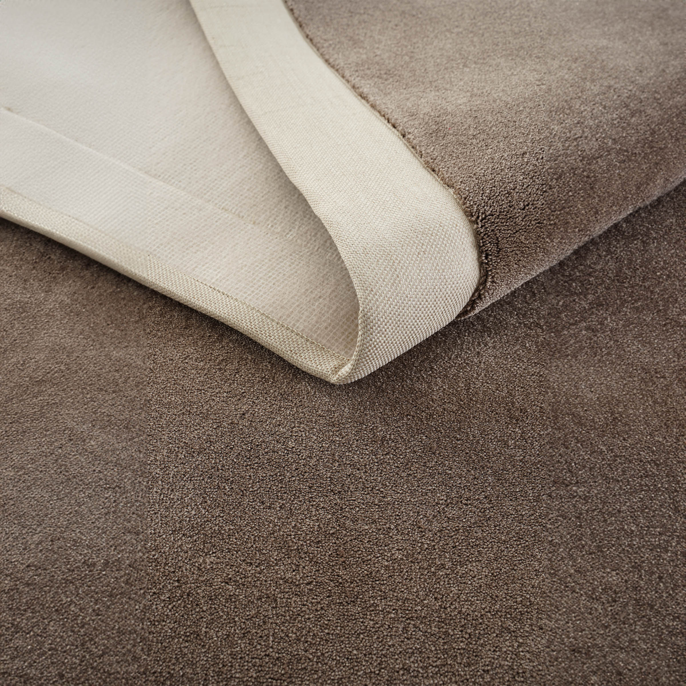 600X400 CM BOUNTY 92 MONTEREY Rug 80104 - Rugs - ebarza Furniture UAE | Shop Modern Furniture in Abu Dhabi & Dubai - مفروشات ايبازرا في الامارات | تسوق اثاث عصري وديكورات مميزة في دبي وابوظبي