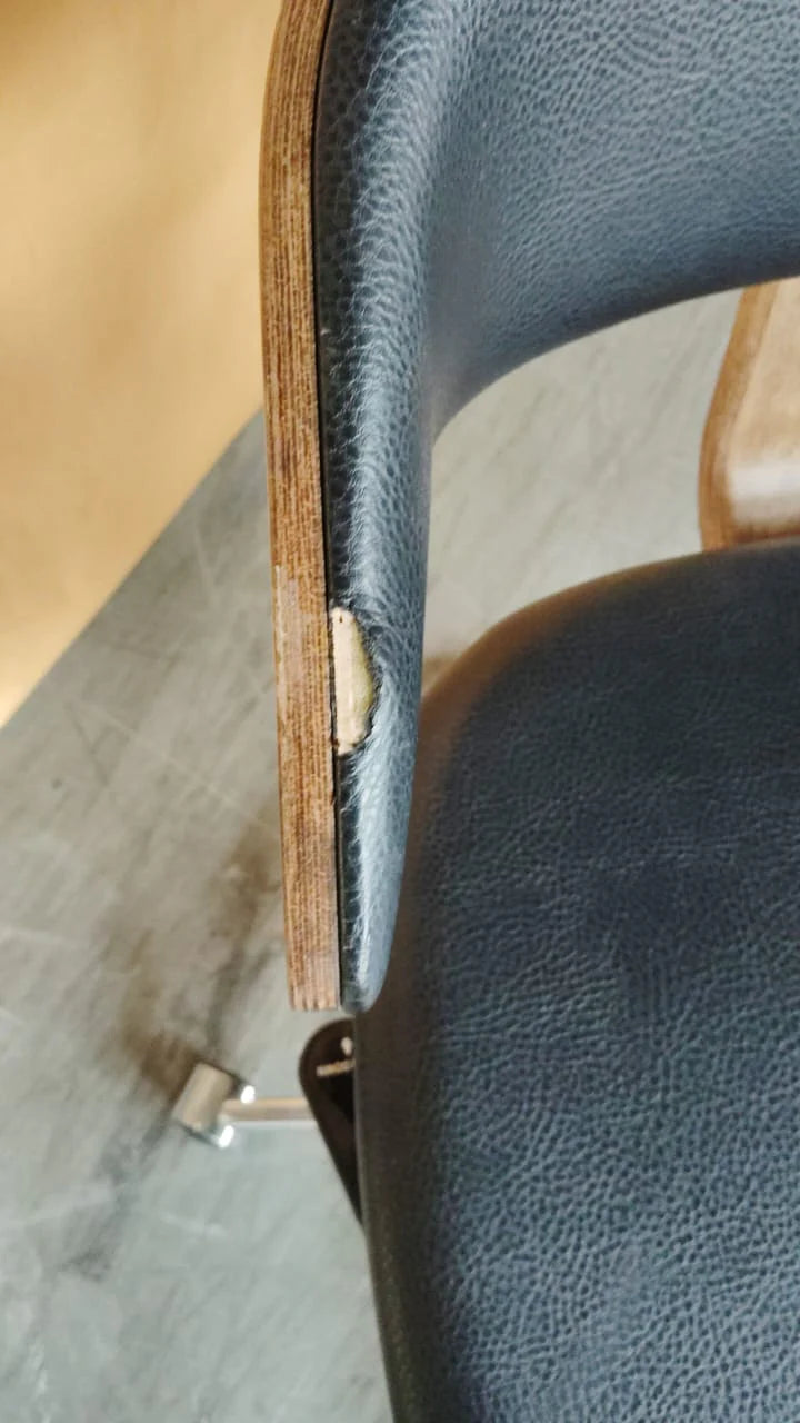 AS IS - Fila Office Chair Fila-001W - DISPLAY ITEM - ebarza Furniture UAE | Shop Modern Furniture in Abu Dhabi & Dubai - مفروشات ايبازرا في الامارات | تسوق اثاث عصري وديكورات مميزة في دبي وابوظبي