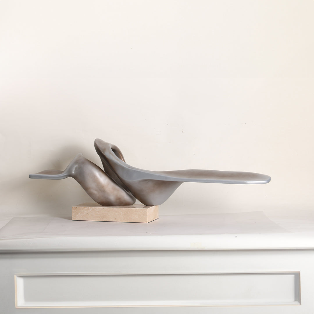 Abstract Sculpture KA3114 - Home Decor Figurines - ebarza Furniture UAE | Shop Modern Furniture in Abu Dhabi & Dubai - مفروشات ايبازرا في الامارات | تسوق اثاث عصري وديكورات مميزة في دبي وابوظبي