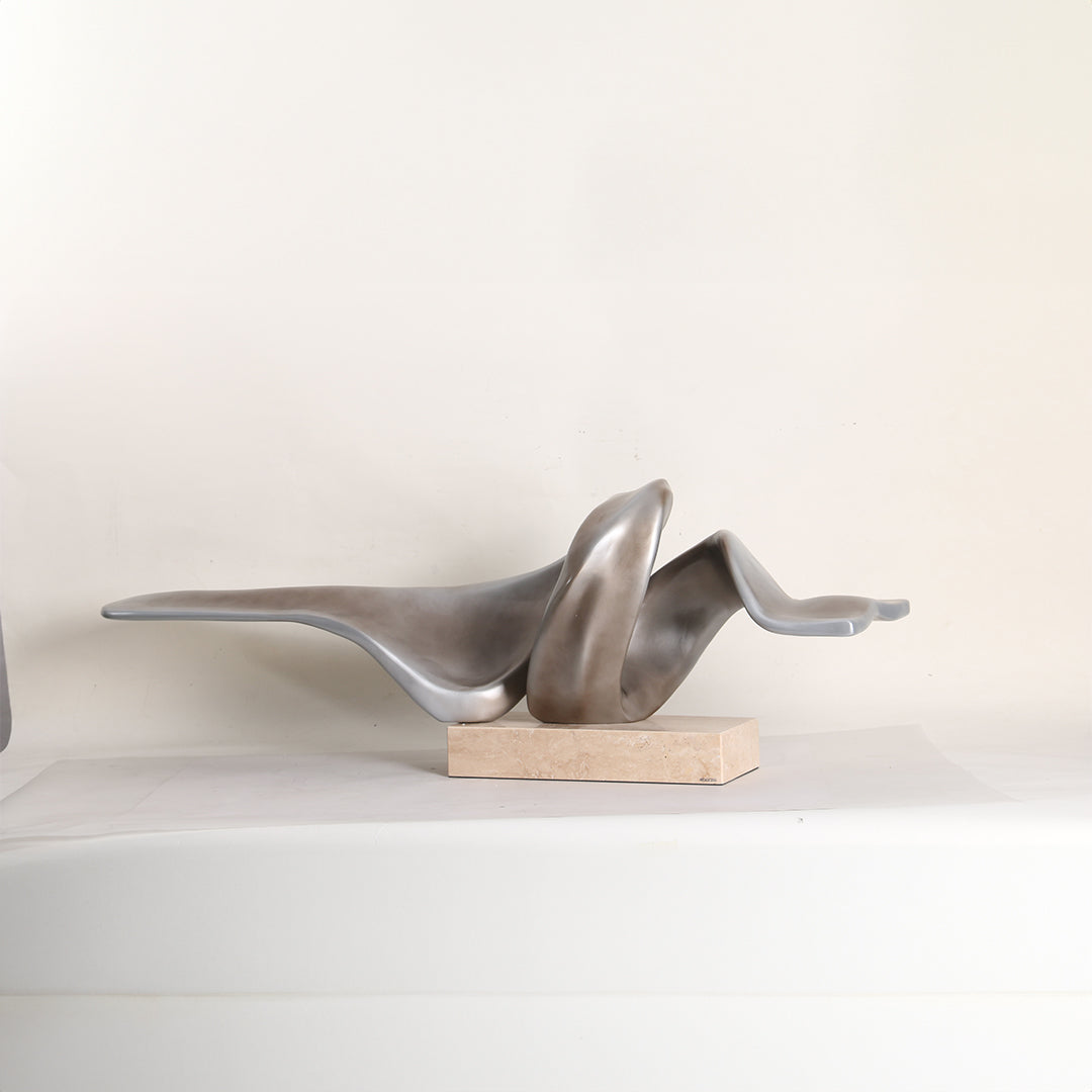 Abstract Sculpture KA3114 - Home Decor Figurines - ebarza Furniture UAE | Shop Modern Furniture in Abu Dhabi & Dubai - مفروشات ايبازرا في الامارات | تسوق اثاث عصري وديكورات مميزة في دبي وابوظبي