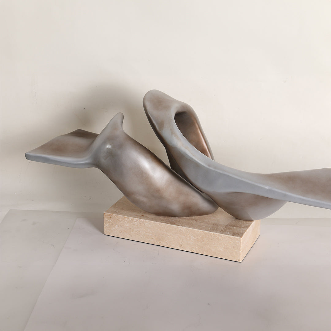 Abstract Sculpture KA3114 - Home Decor Figurines - ebarza Furniture UAE | Shop Modern Furniture in Abu Dhabi & Dubai - مفروشات ايبازرا في الامارات | تسوق اثاث عصري وديكورات مميزة في دبي وابوظبي
