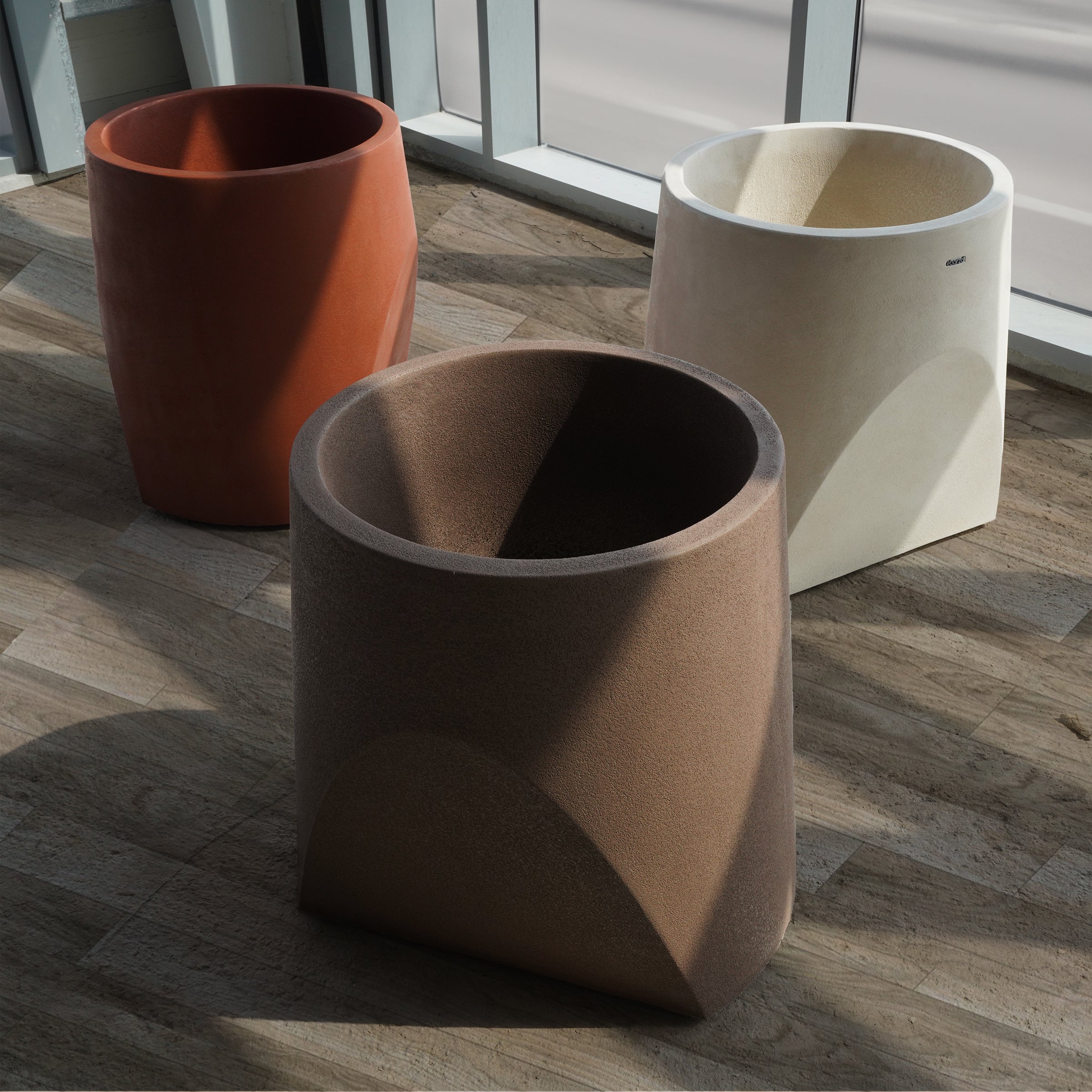 Beige Planter Box XK-4085A - Planter Boxes - ebarza Furniture UAE | Shop Modern Furniture in Abu Dhabi & Dubai - مفروشات ايبازرا في الامارات | تسوق اثاث عصري وديكورات مميزة في دبي وابوظبي