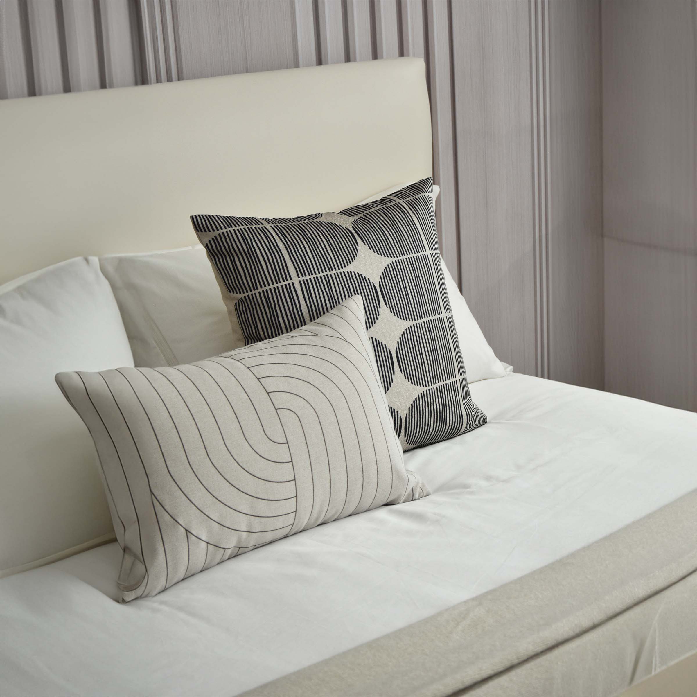 Aurther Full Bedding Set EBB030 - Bedding - ebarza Furniture UAE | Shop Modern Furniture in Abu Dhabi & Dubai - مفروشات ايبازرا في الامارات | تسوق اثاث عصري وديكورات مميزة في دبي وابوظبي