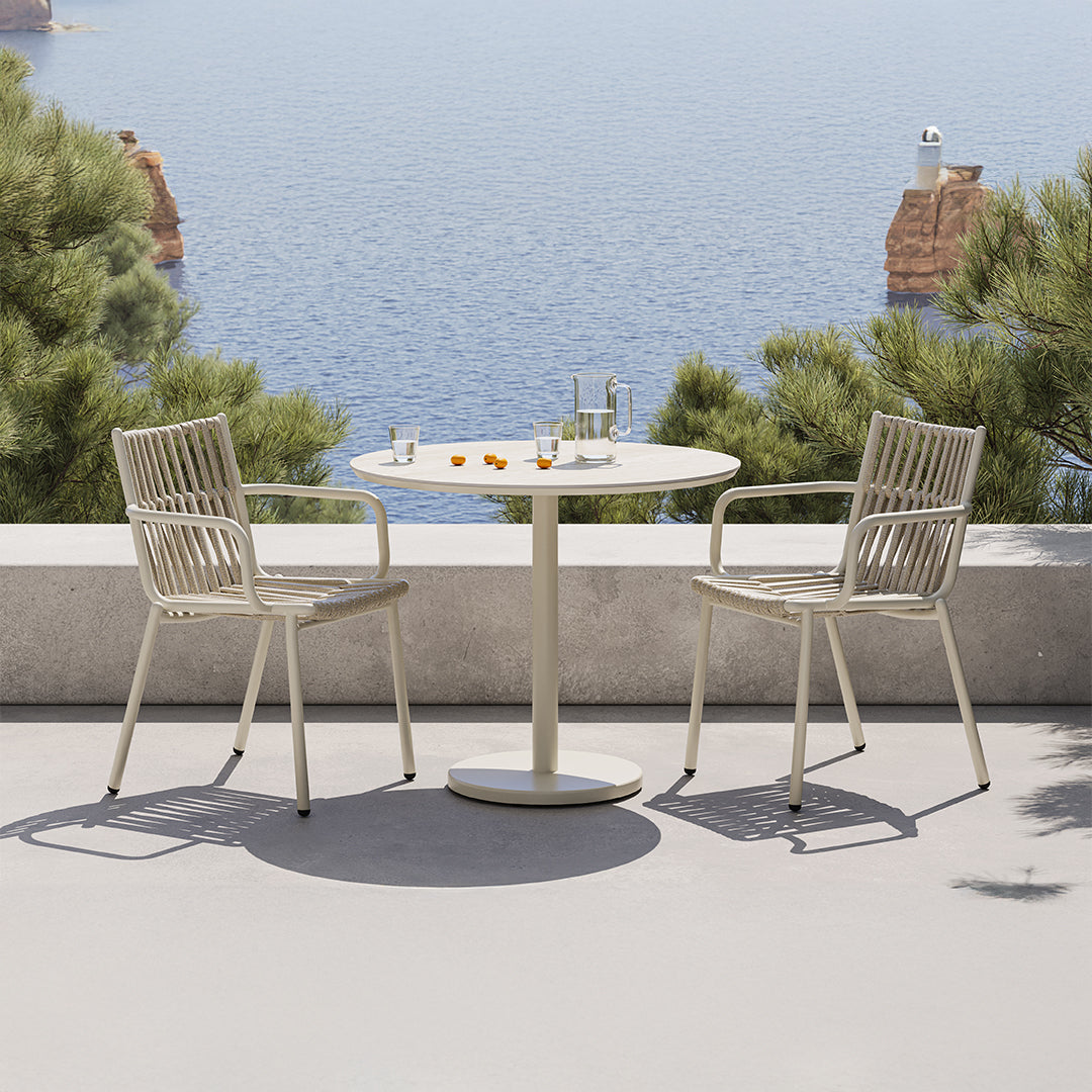 Bergen Outdoor Dining Table D70 - AM9028N47CER + AB0607N37ALU - Outdoor Tables - ebarza Furniture UAE | Shop Modern Furniture in Abu Dhabi & Dubai - مفروشات ايبازرا في الامارات | تسوق اثاث عصري وديكورات مميزة في دبي وابوظبي