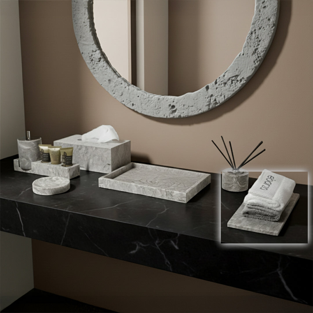 Bawang Flower Plate RHR892-1 - Trays - ebarza Furniture UAE | Shop Modern Furniture in Abu Dhabi & Dubai - مفروشات ايبازرا في الامارات | تسوق اثاث عصري وديكورات مميزة في دبي وابوظبي