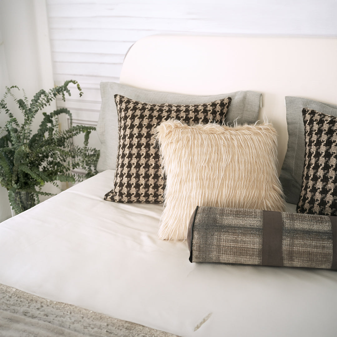 Bedding Set - EBB043 - Bedding - ebarza Furniture UAE | Shop Modern Furniture in Abu Dhabi & Dubai - مفروشات ايبازرا في الامارات | تسوق اثاث عصري وديكورات مميزة في دبي وابوظبي