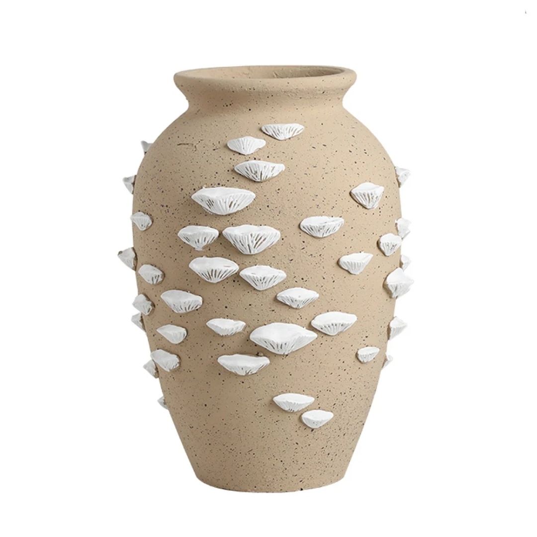 Beige & White Cement Vase With Shell Detail -A FF-SN24027A - Vases - ebarza Furniture UAE | Shop Modern Furniture in Abu Dhabi & Dubai - مفروشات ايبازرا في الامارات | تسوق اثاث عصري وديكورات مميزة في دبي وابوظبي