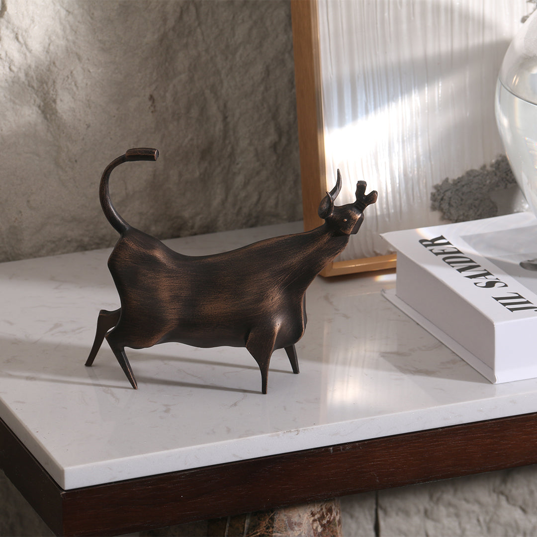 Bull Sculpture KA3067B - Home Decor Figurines - ebarza Furniture UAE | Shop Modern Furniture in Abu Dhabi & Dubai - مفروشات ايبازرا في الامارات | تسوق اثاث عصري وديكورات مميزة في دبي وابوظبي