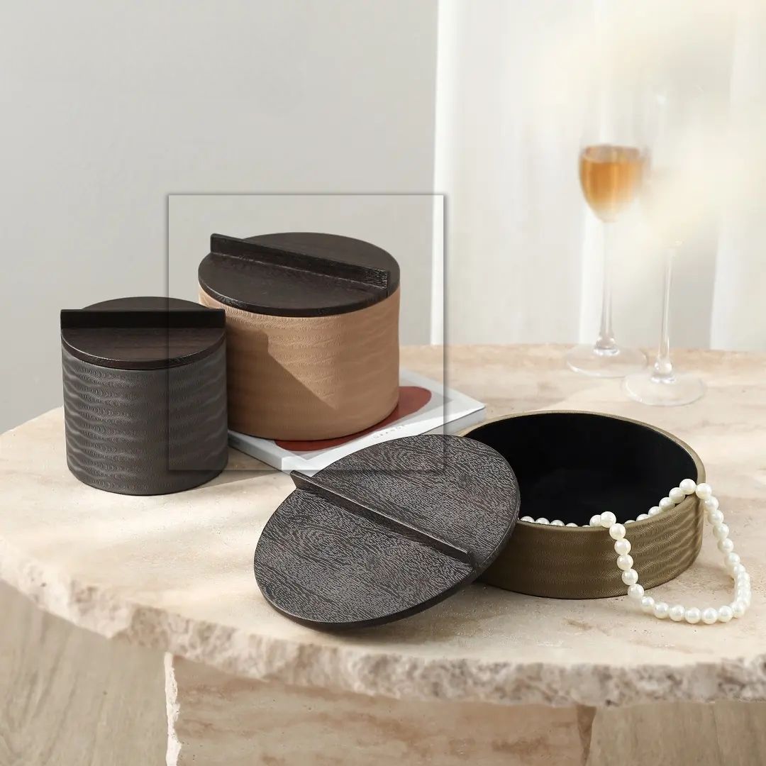 Corrugated Cylindrical Box B - FB-PG24008B - Home Decor Figurines - ebarza Furniture UAE | Shop Modern Furniture in Abu Dhabi & Dubai - مفروشات ايبازرا في الامارات | تسوق اثاث عصري وديكورات مميزة في دبي وابوظبي