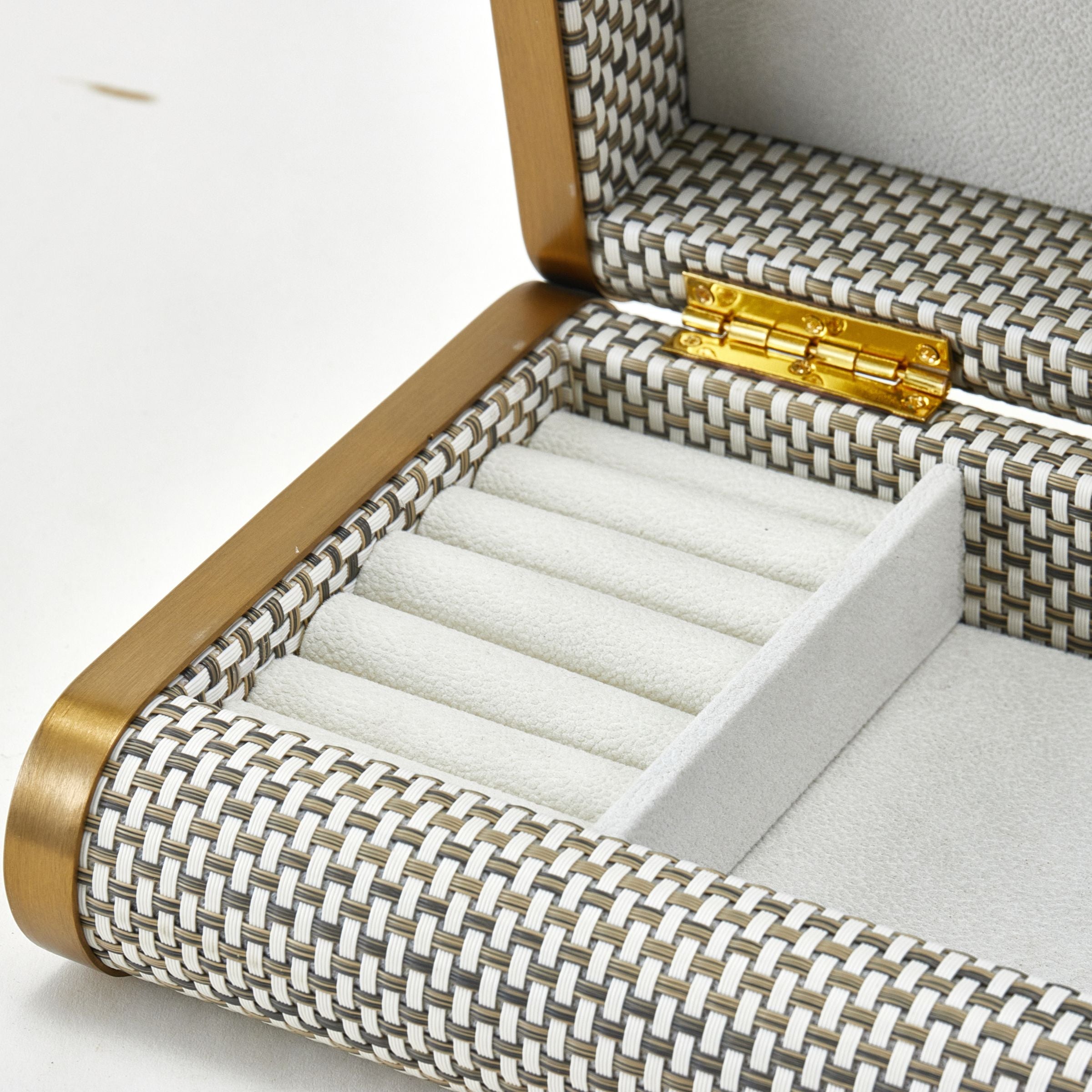 LIGHT BEIGE STORAGE BOX- L DH201215AL - Decorative Boxes - ebarza Furniture UAE | Shop Modern Furniture in Abu Dhabi & Dubai - مفروشات ايبازرا في الامارات | تسوق اثاث عصري وديكورات مميزة في دبي وابوظبي